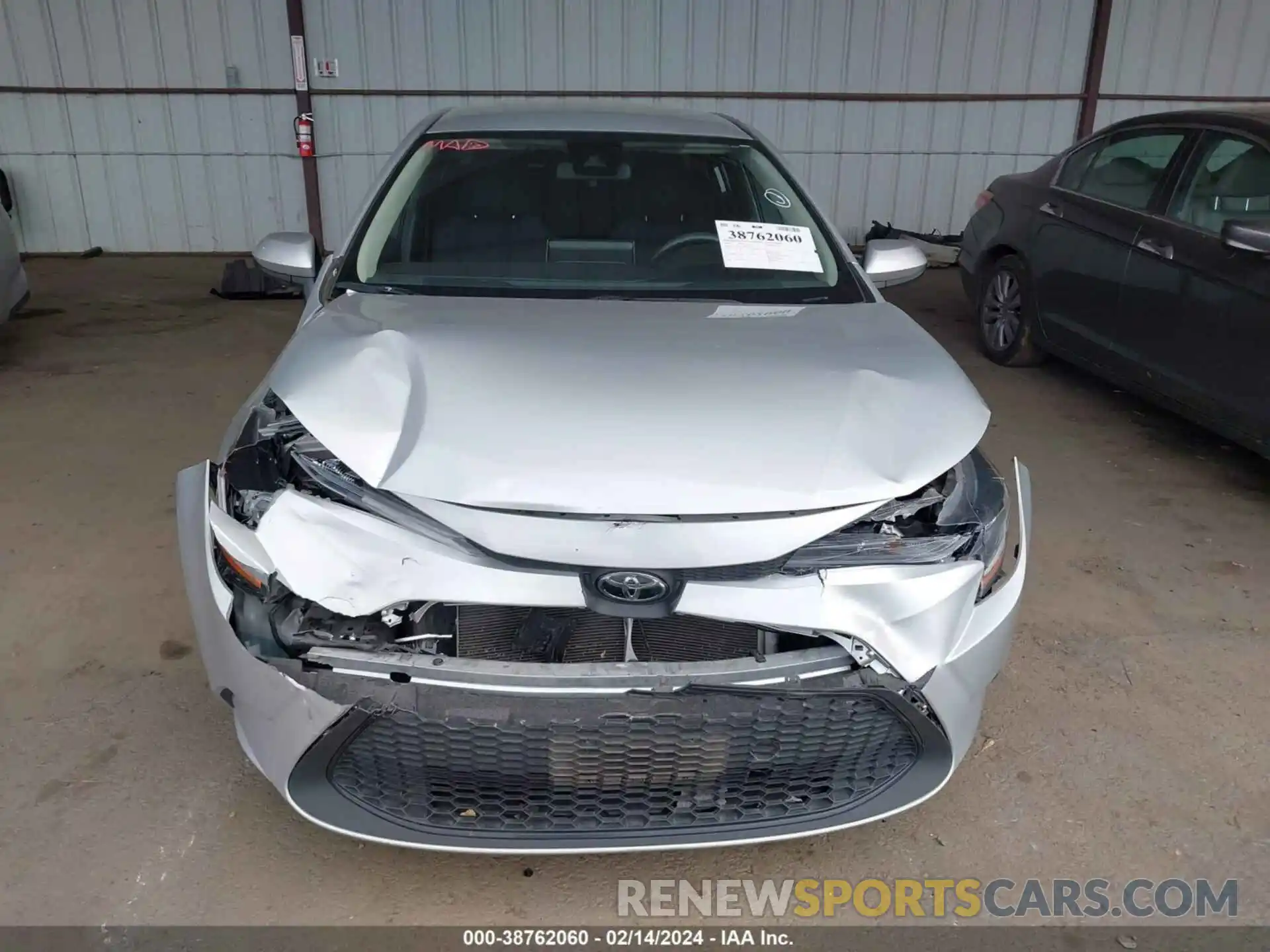 6 Photograph of a damaged car 5YFEPMAE4MP262456 TOYOTA COROLLA 2021