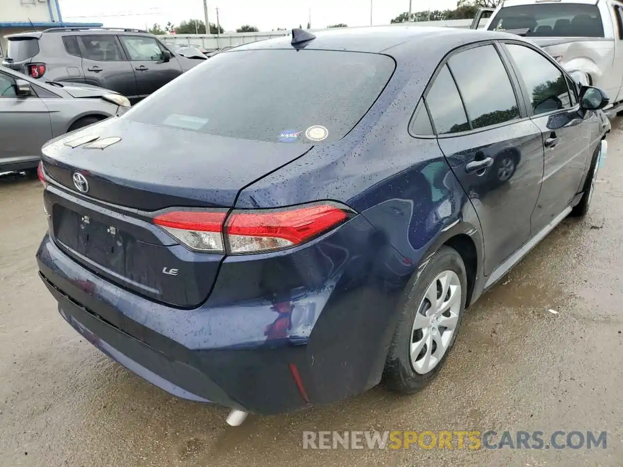 4 Photograph of a damaged car 5YFEPMAE4MP264675 TOYOTA COROLLA 2021