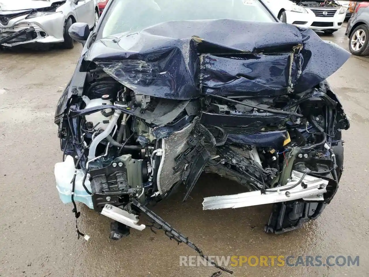 9 Photograph of a damaged car 5YFEPMAE4MP264675 TOYOTA COROLLA 2021