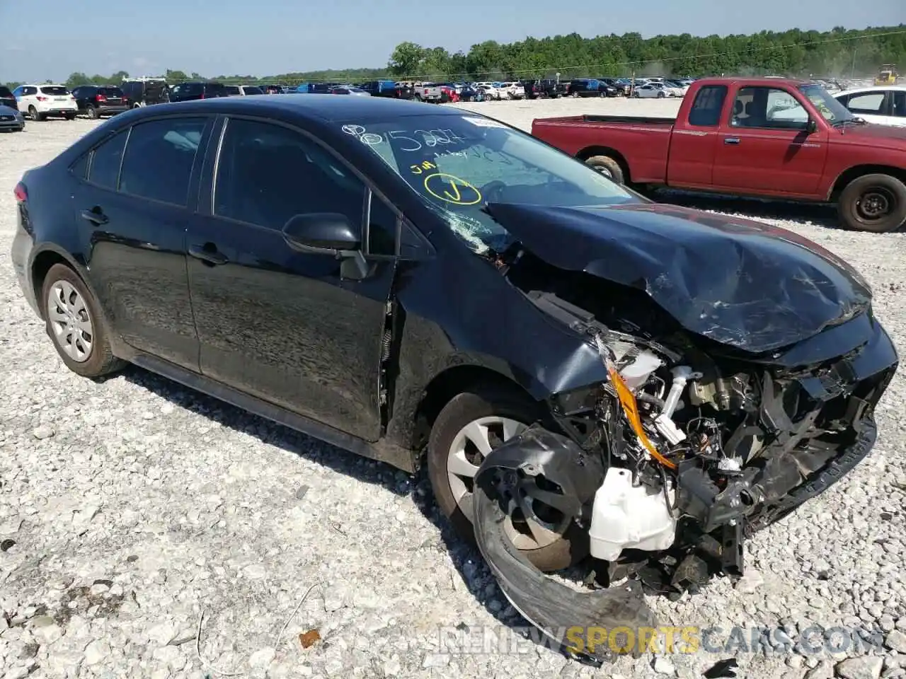 1 Photograph of a damaged car 5YFEPMAE4MP265227 TOYOTA COROLLA 2021