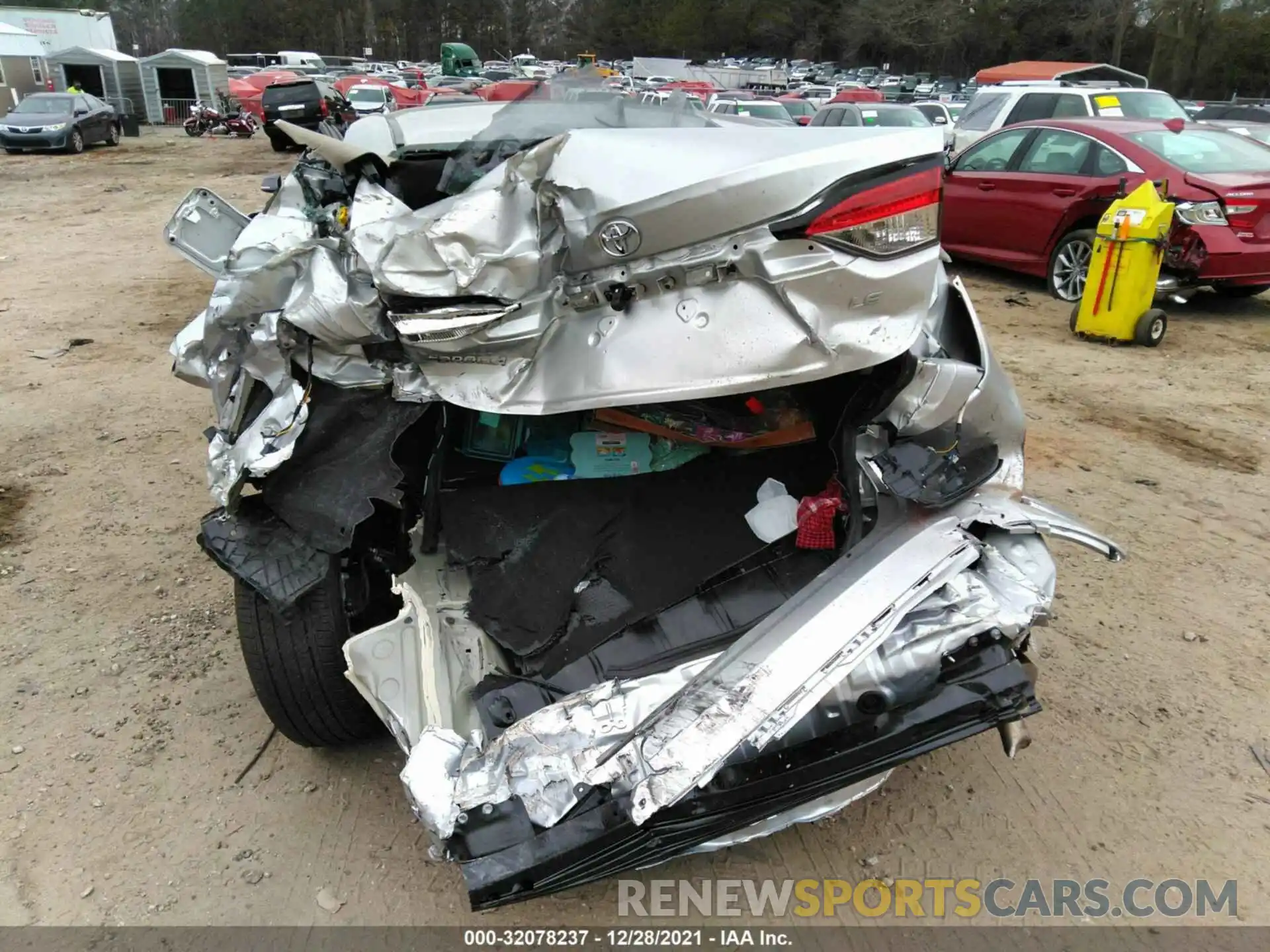 6 Photograph of a damaged car 5YFEPMAE5MP151463 TOYOTA COROLLA 2021