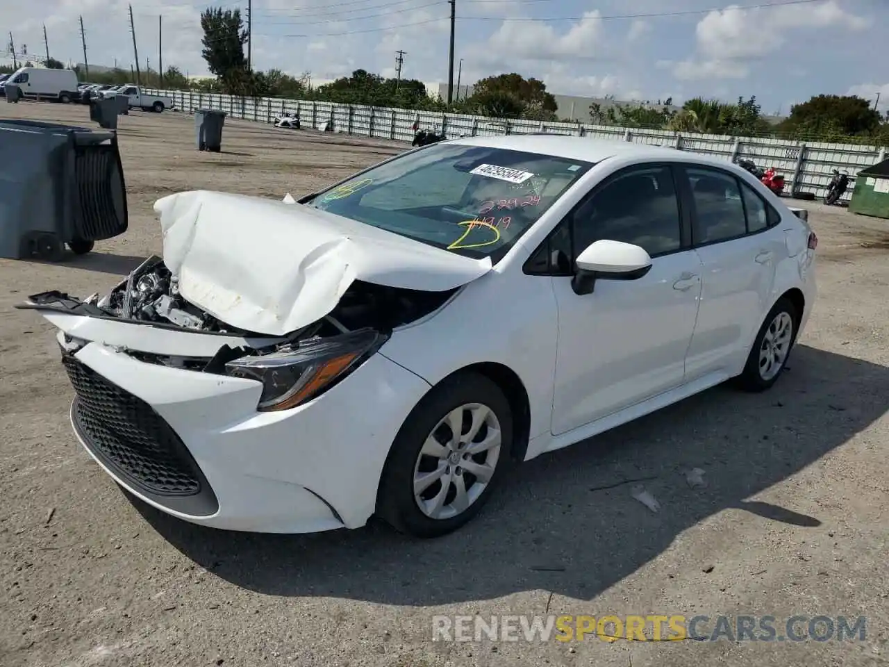 1 Photograph of a damaged car 5YFEPMAE5MP152063 TOYOTA COROLLA 2021