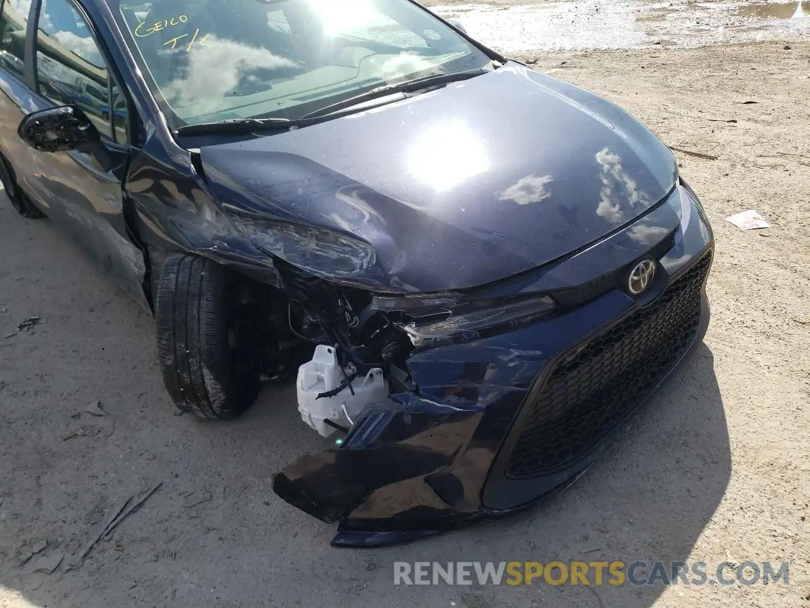 9 Photograph of a damaged car 5YFEPMAE5MP153021 TOYOTA COROLLA 2021