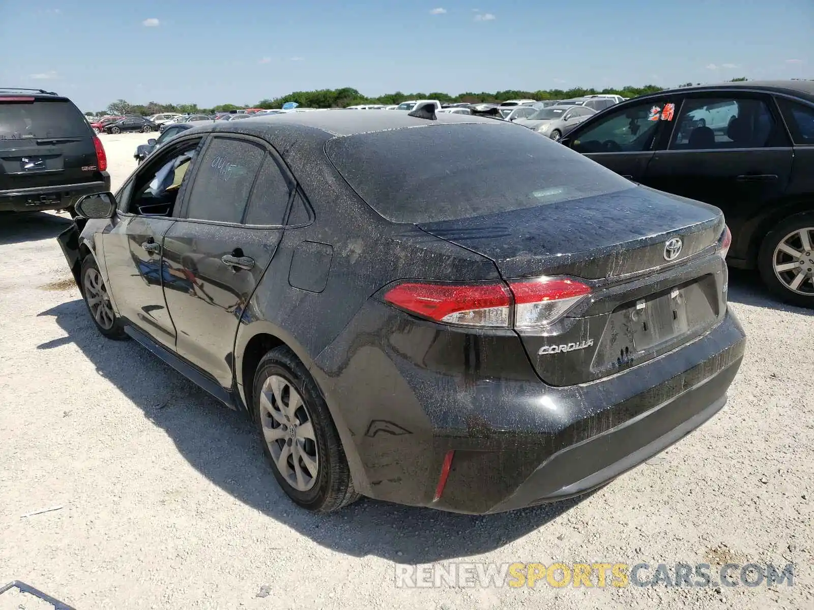 3 Photograph of a damaged car 5YFEPMAE5MP156288 TOYOTA COROLLA 2021