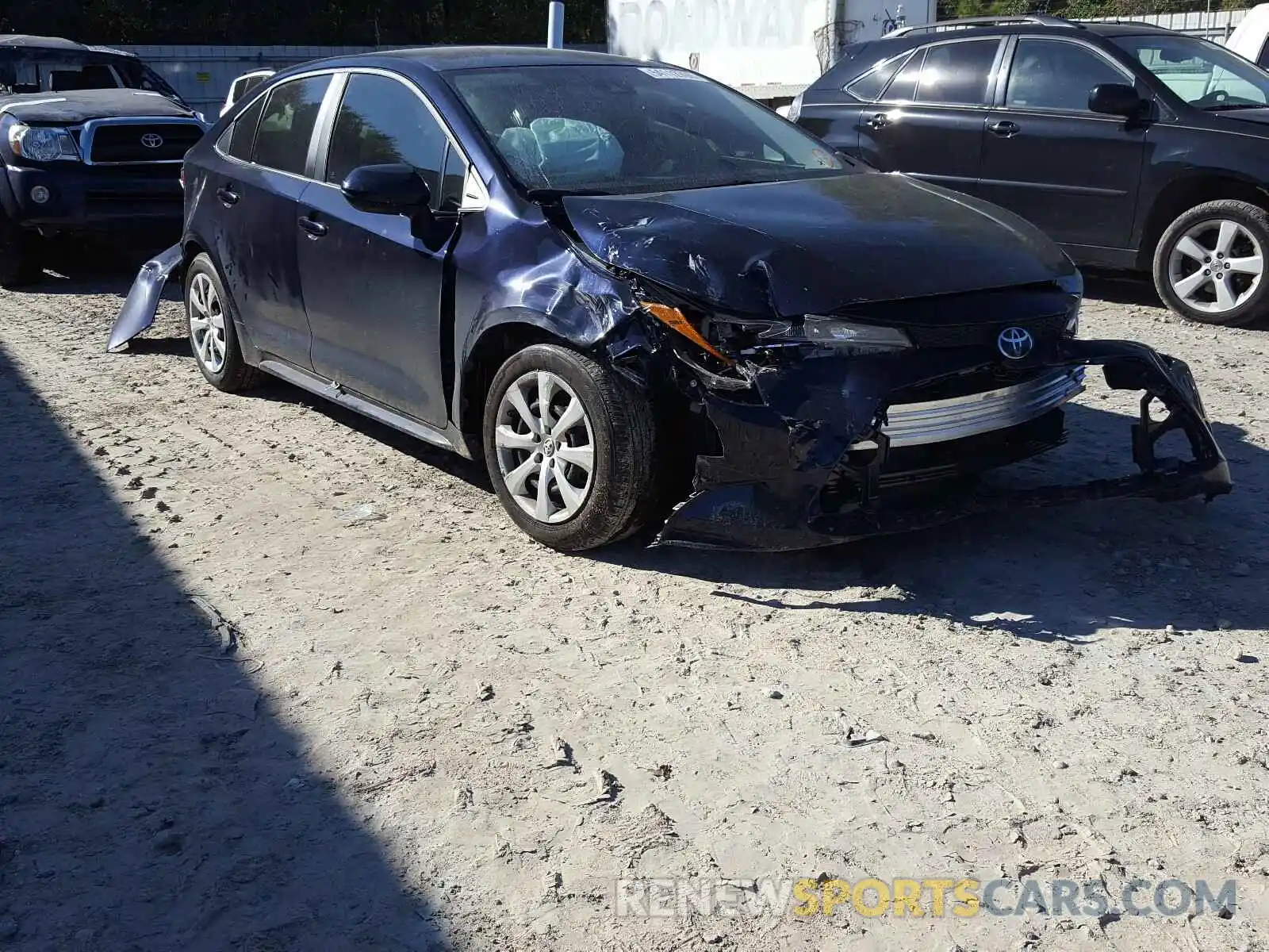 1 Photograph of a damaged car 5YFEPMAE5MP156372 TOYOTA COROLLA 2021