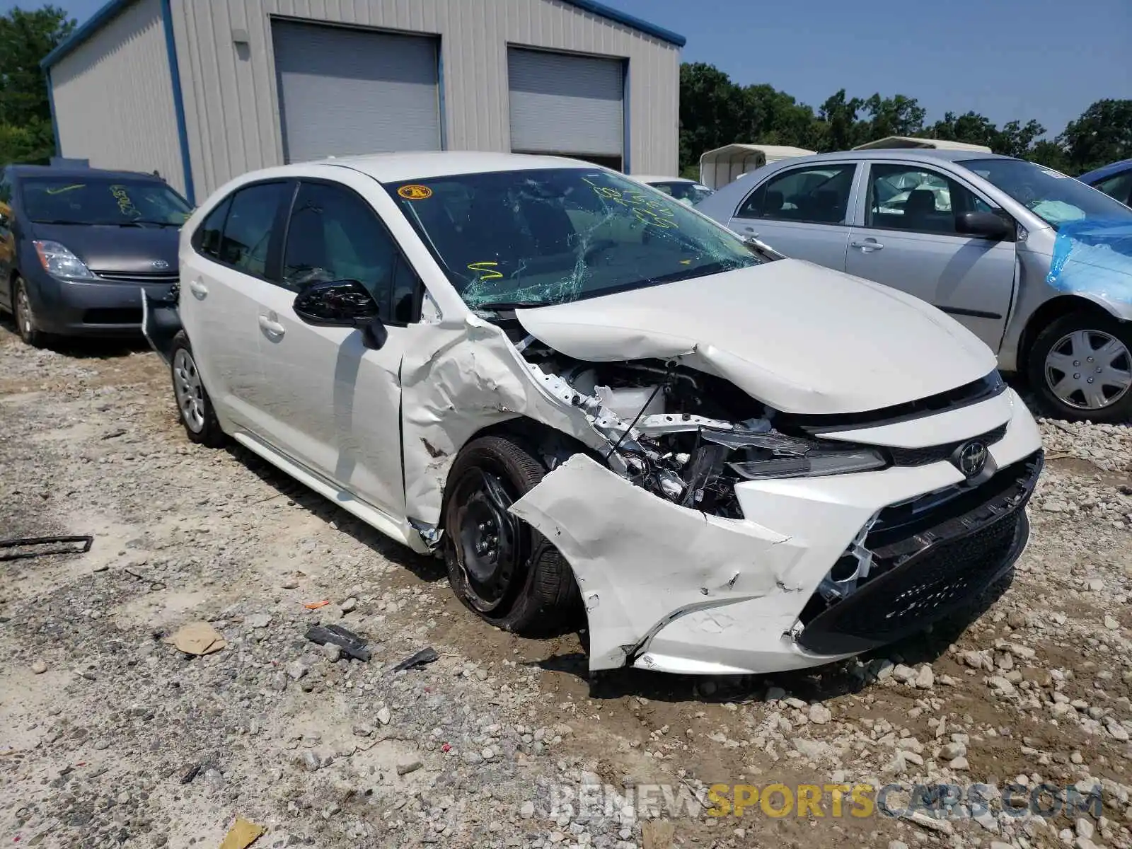 1 Photograph of a damaged car 5YFEPMAE5MP159501 TOYOTA COROLLA 2021