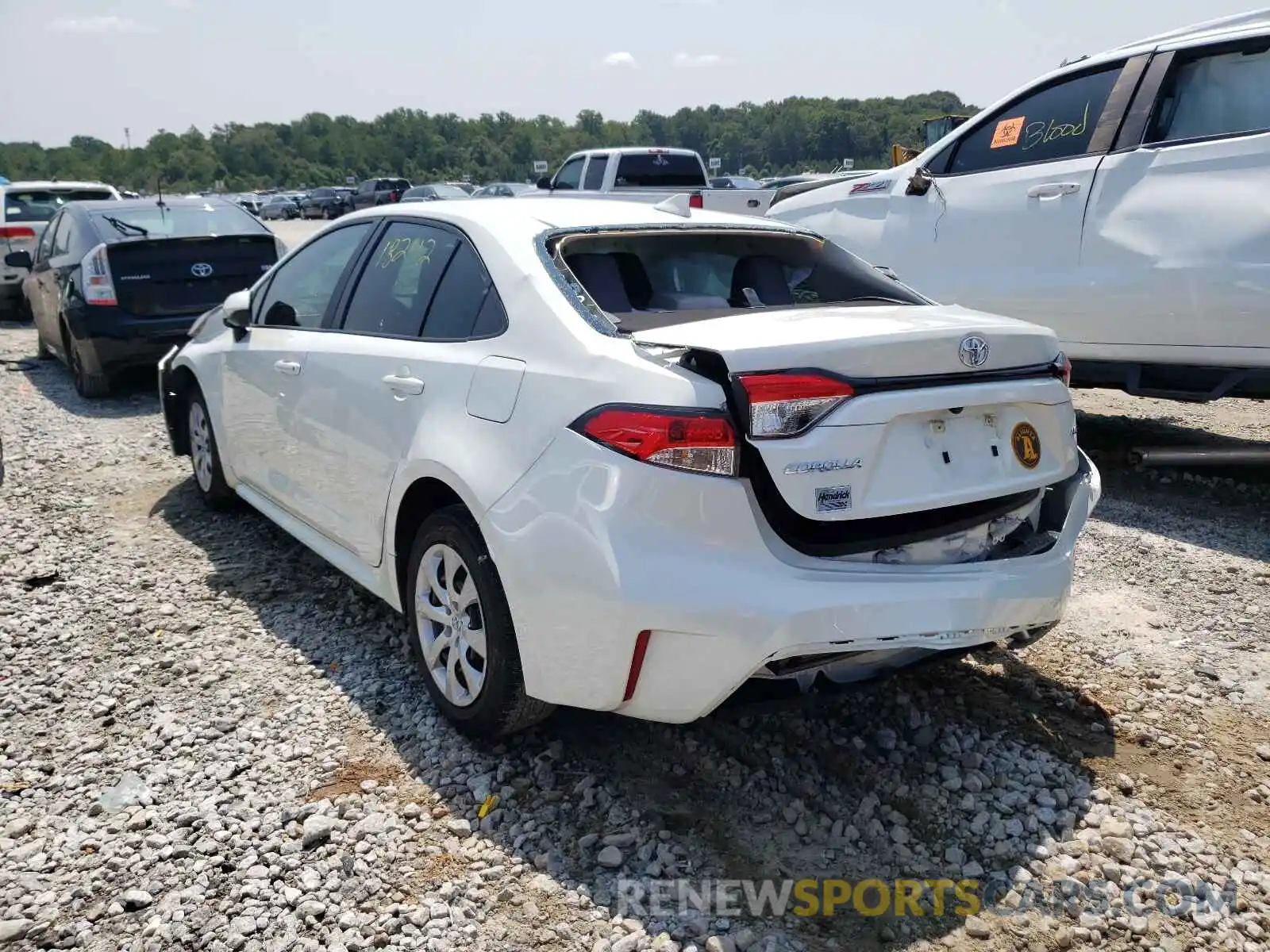 3 Photograph of a damaged car 5YFEPMAE5MP159501 TOYOTA COROLLA 2021