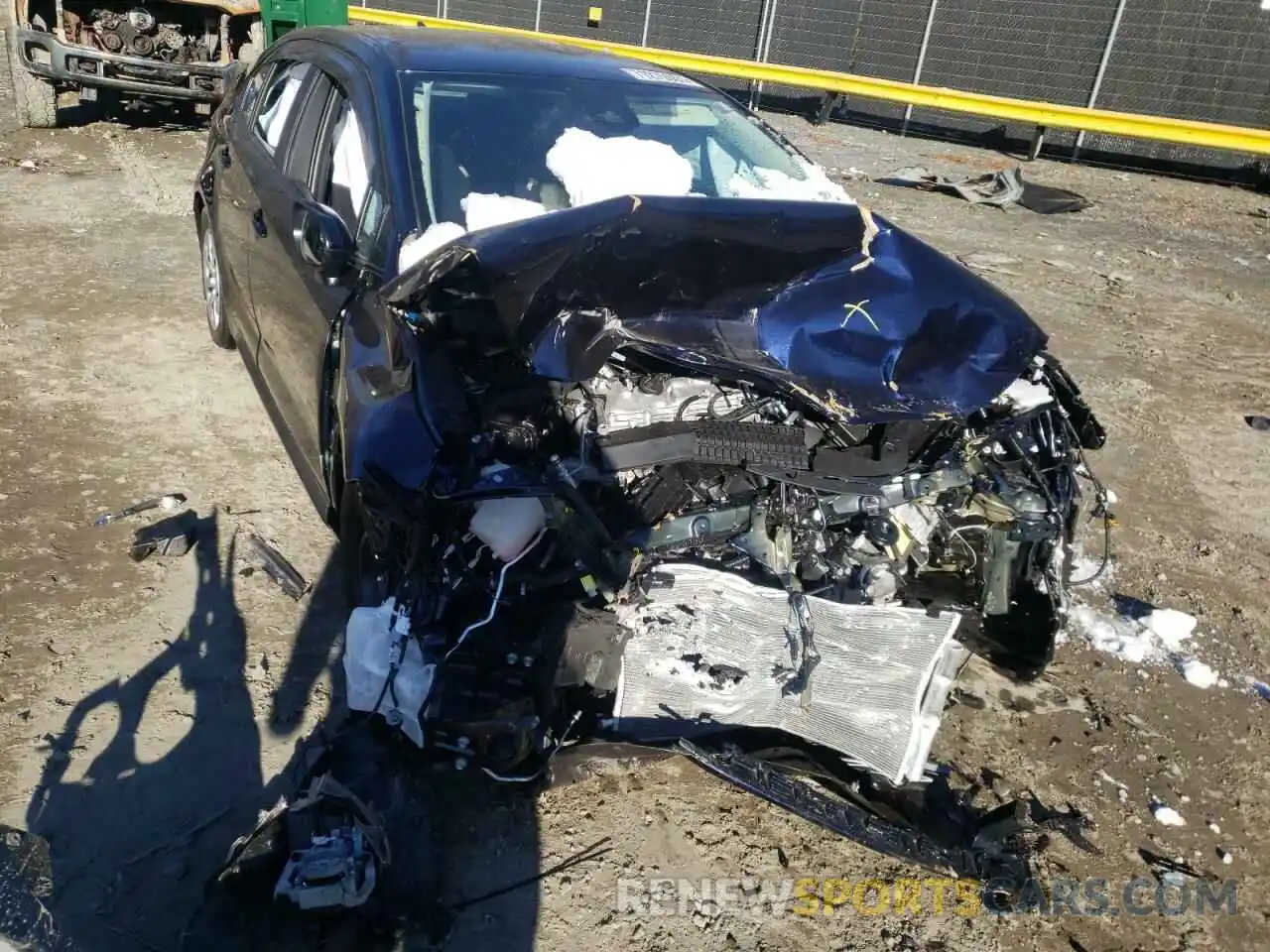 9 Photograph of a damaged car 5YFEPMAE5MP160356 TOYOTA COROLLA 2021