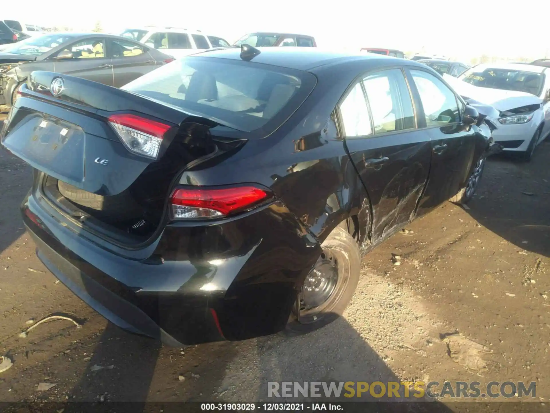 4 Photograph of a damaged car 5YFEPMAE5MP165718 TOYOTA COROLLA 2021