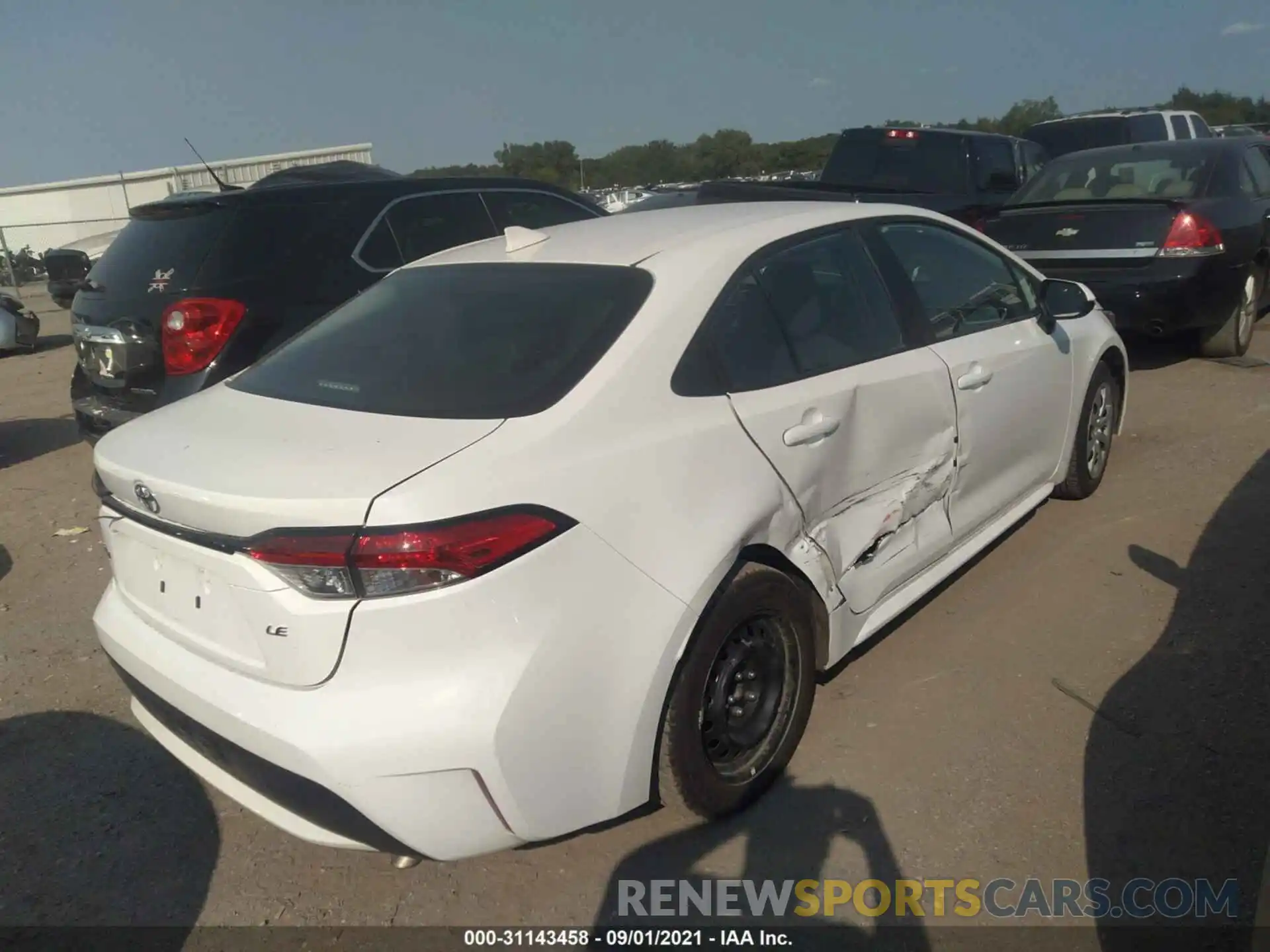 4 Photograph of a damaged car 5YFEPMAE5MP167405 TOYOTA COROLLA 2021