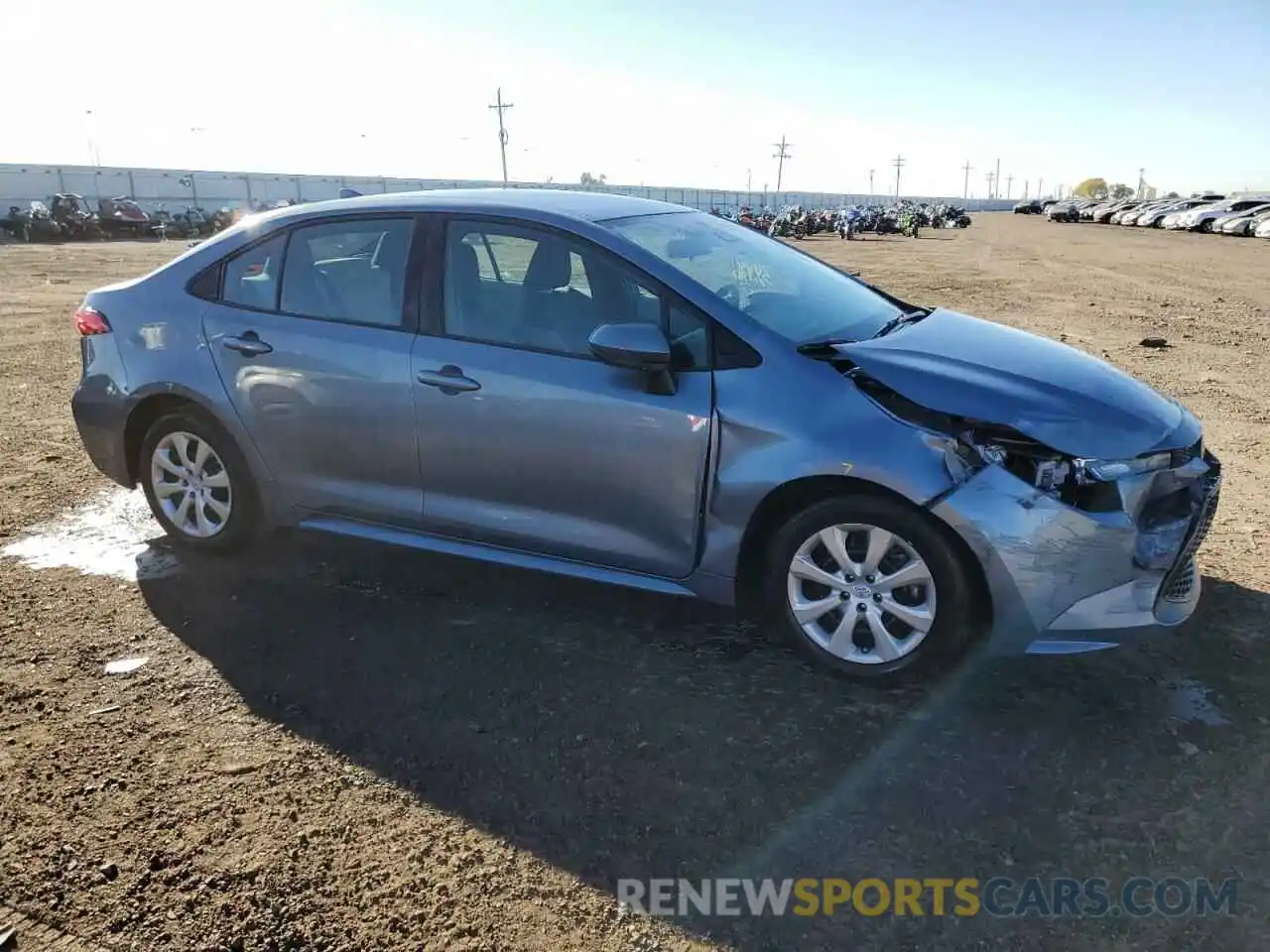 4 Photograph of a damaged car 5YFEPMAE5MP167520 TOYOTA COROLLA 2021