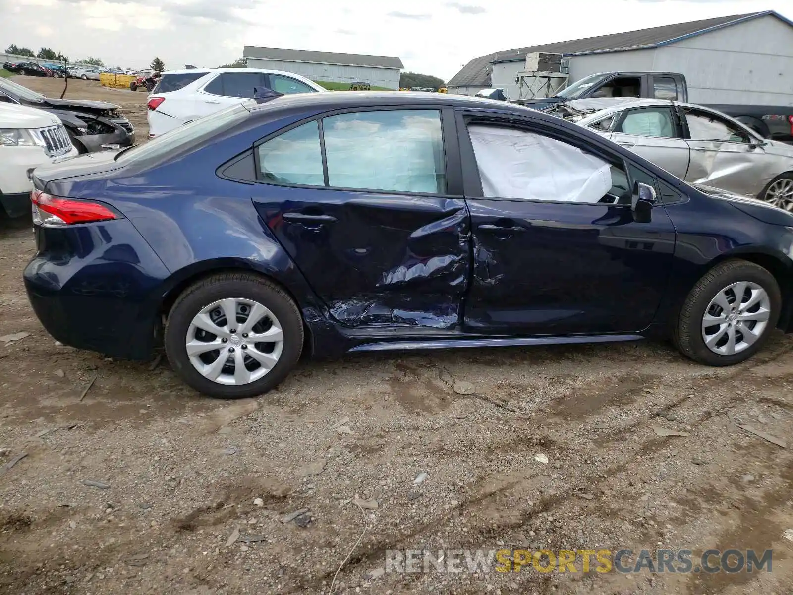 9 Photograph of a damaged car 5YFEPMAE5MP168456 TOYOTA COROLLA 2021