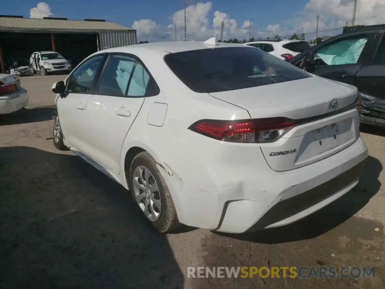 3 Photograph of a damaged car 5YFEPMAE5MP170482 TOYOTA COROLLA 2021