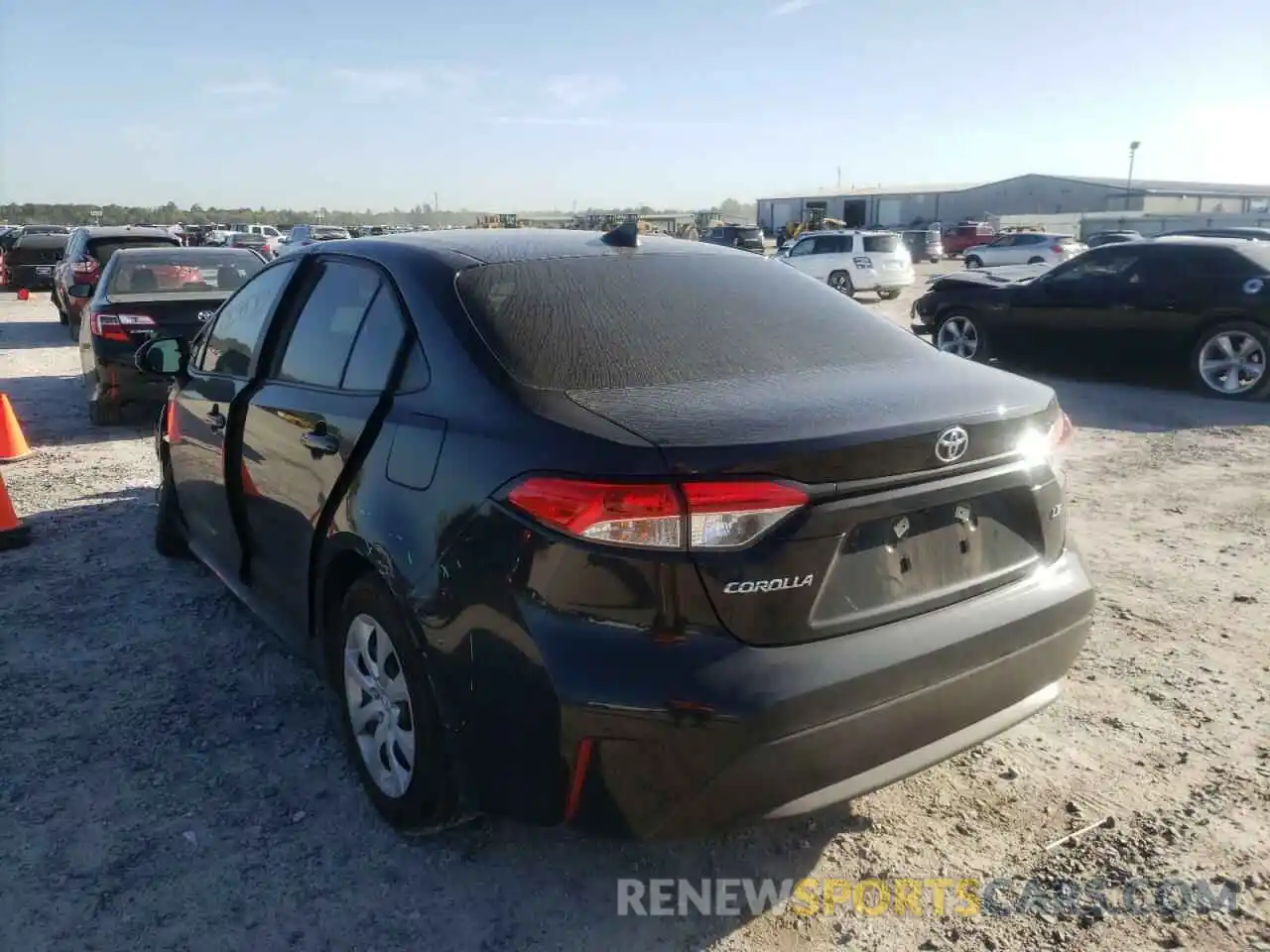 3 Photograph of a damaged car 5YFEPMAE5MP171289 TOYOTA COROLLA 2021