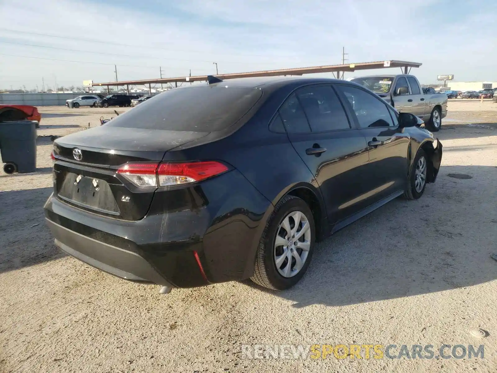 4 Photograph of a damaged car 5YFEPMAE5MP171342 TOYOTA COROLLA 2021