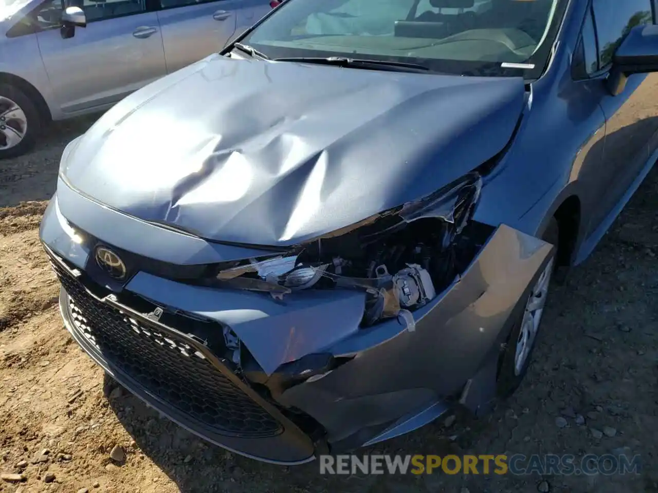 9 Photograph of a damaged car 5YFEPMAE5MP172717 TOYOTA COROLLA 2021