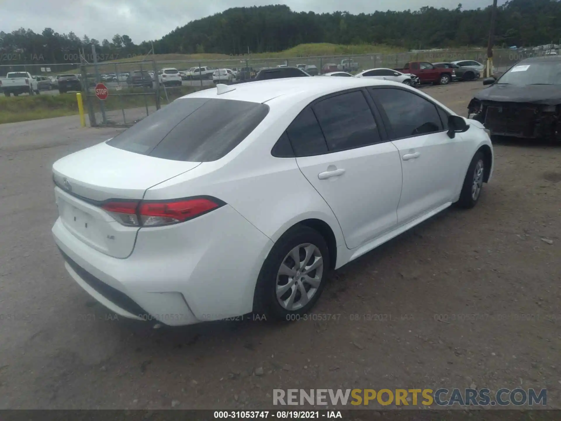 4 Photograph of a damaged car 5YFEPMAE5MP173320 TOYOTA COROLLA 2021