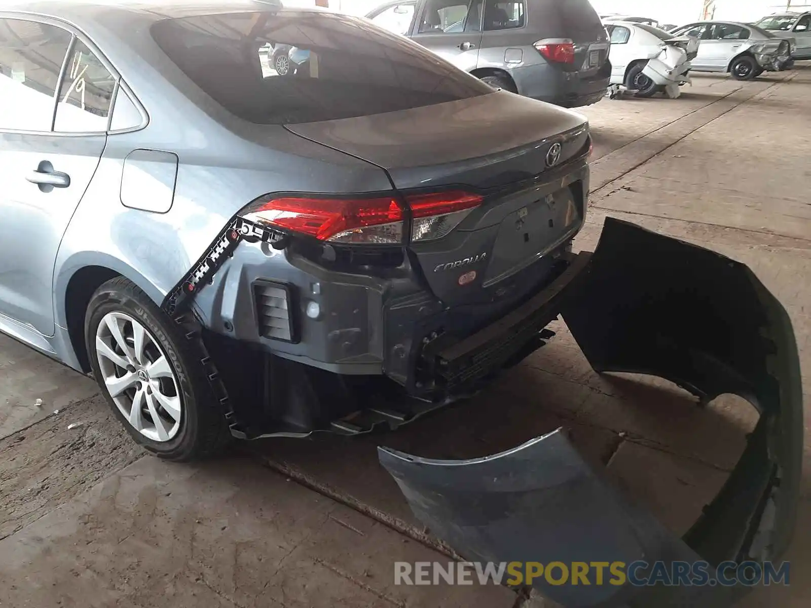 9 Photograph of a damaged car 5YFEPMAE5MP173866 TOYOTA COROLLA 2021