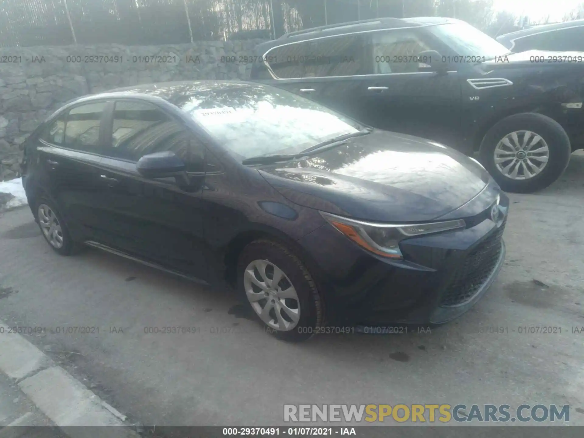 1 Photograph of a damaged car 5YFEPMAE5MP175780 TOYOTA COROLLA 2021