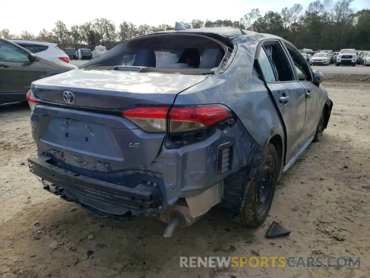 4 Photograph of a damaged car 5YFEPMAE5MP178629 TOYOTA COROLLA 2021