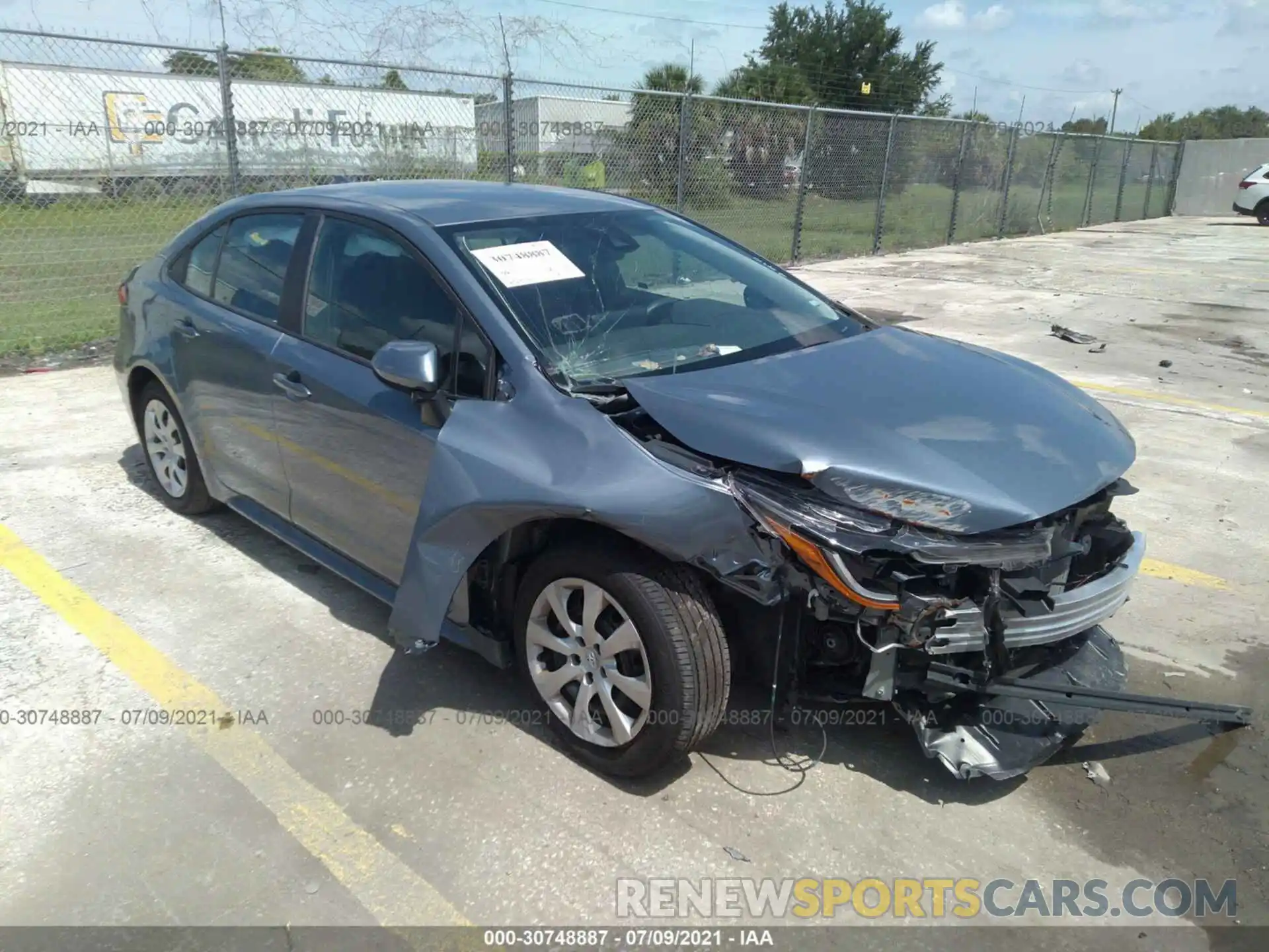 1 Photograph of a damaged car 5YFEPMAE5MP180137 TOYOTA COROLLA 2021