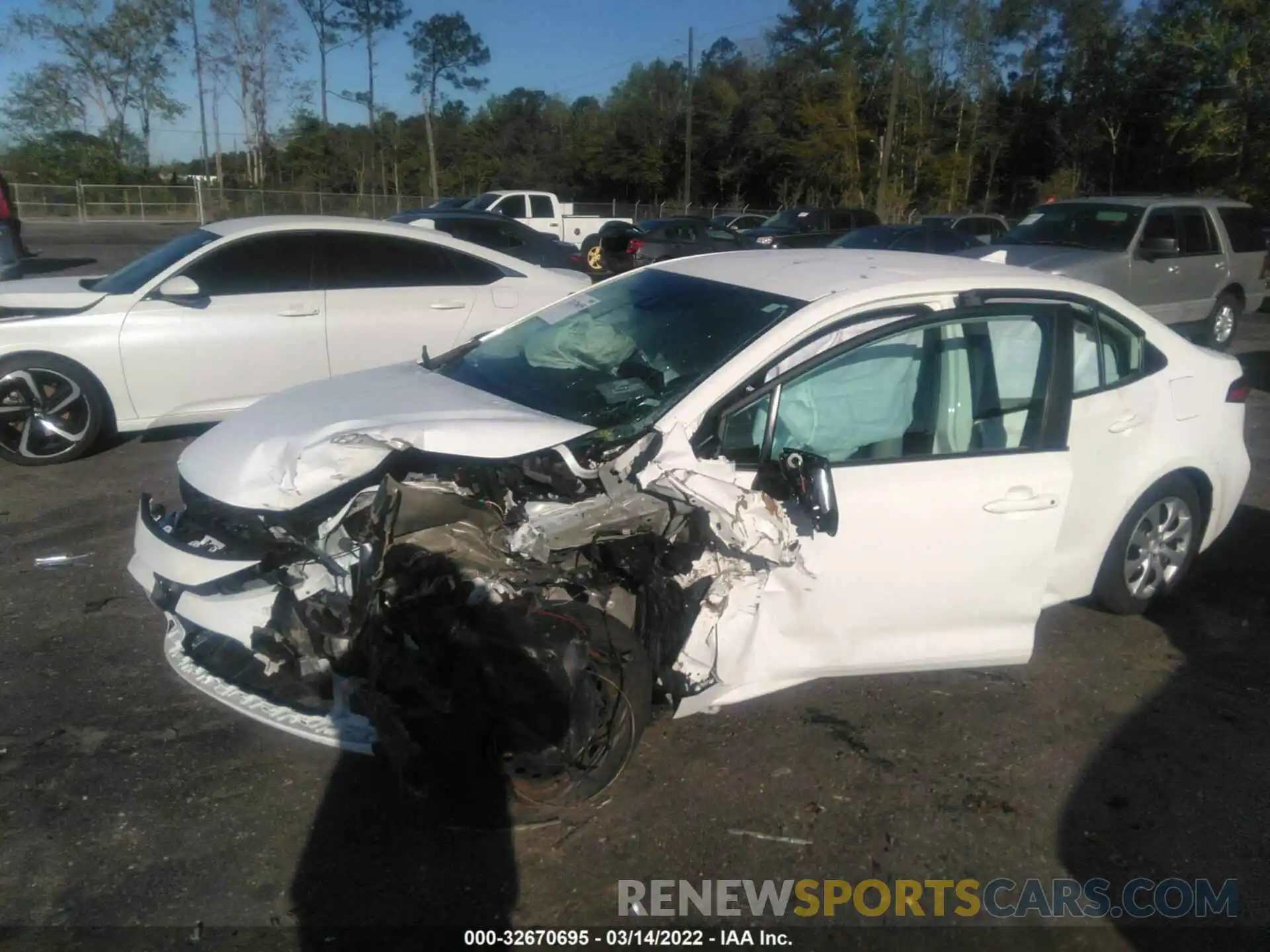 2 Photograph of a damaged car 5YFEPMAE5MP185824 TOYOTA COROLLA 2021