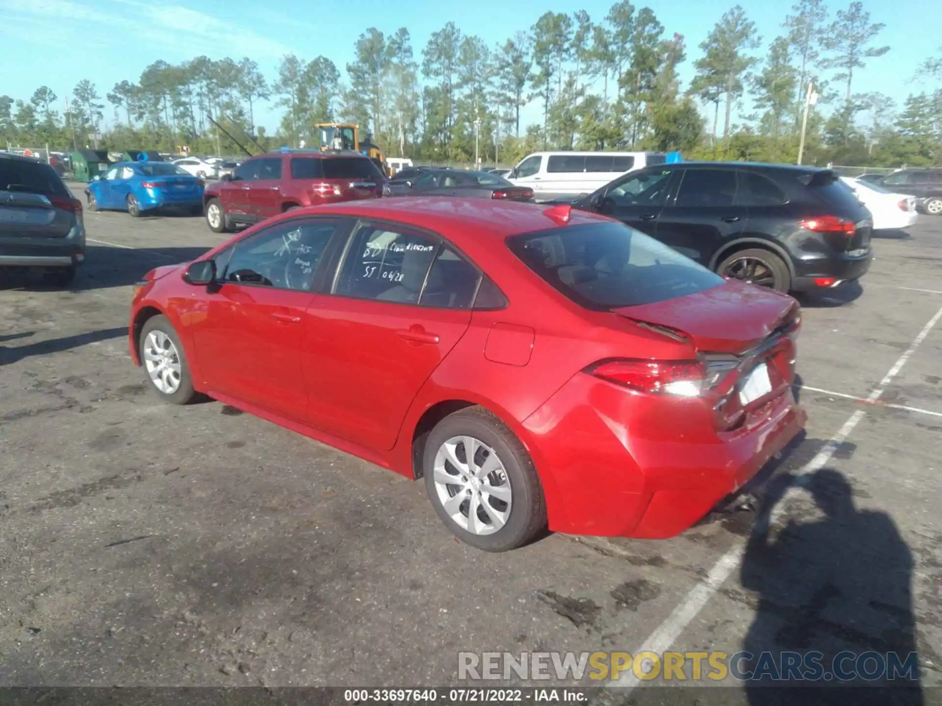 3 Photograph of a damaged car 5YFEPMAE5MP187735 TOYOTA COROLLA 2021