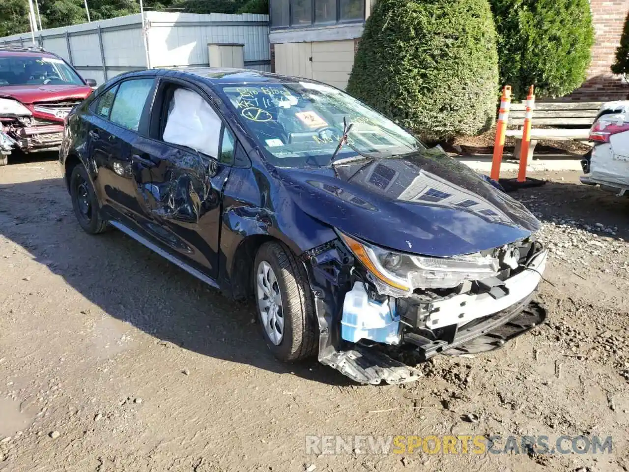 1 Photograph of a damaged car 5YFEPMAE5MP189355 TOYOTA COROLLA 2021