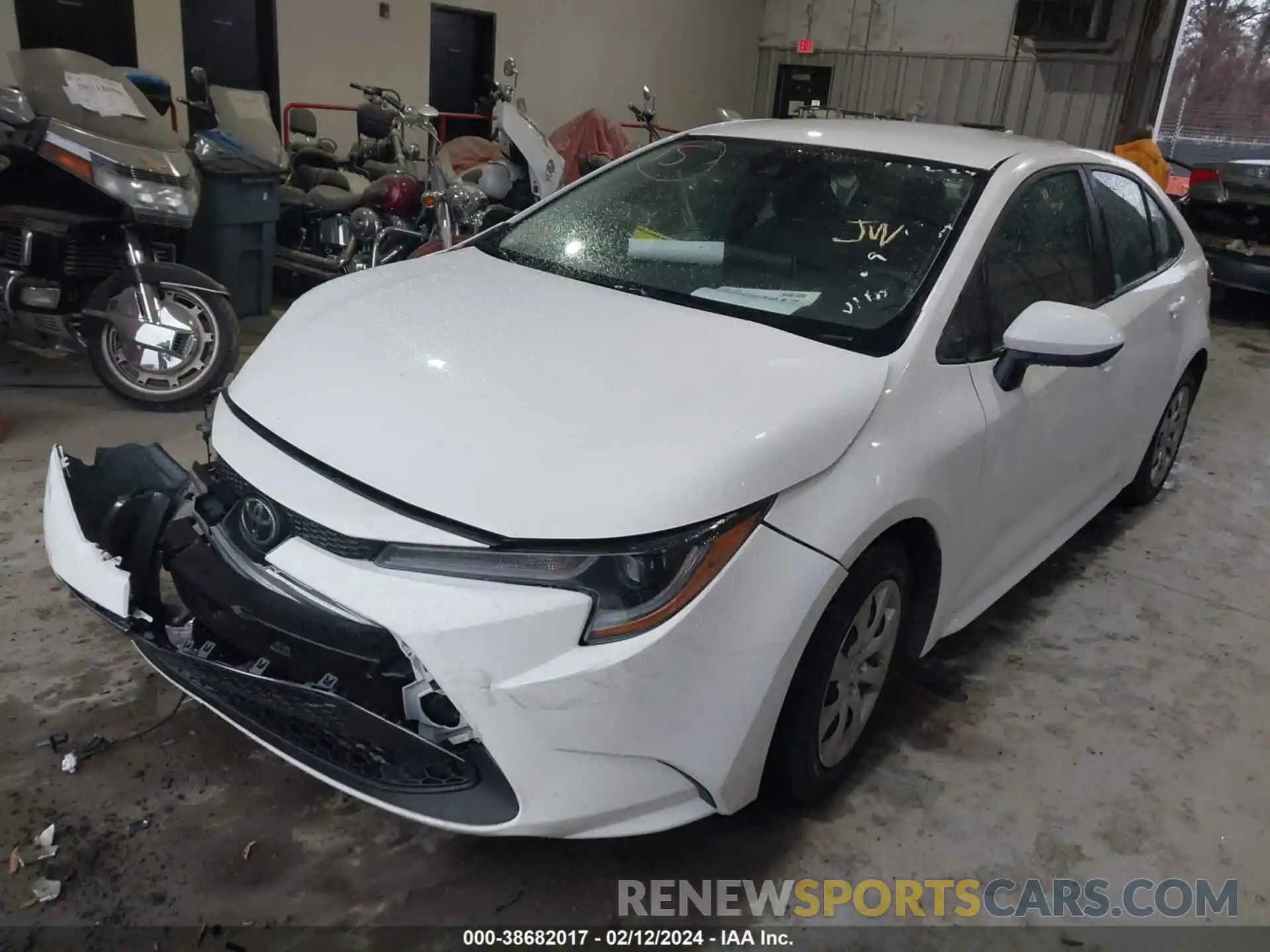 2 Photograph of a damaged car 5YFEPMAE5MP189582 TOYOTA COROLLA 2021