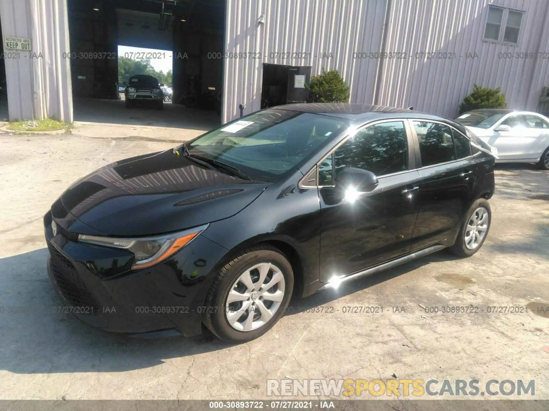 2 Photograph of a damaged car 5YFEPMAE5MP191381 TOYOTA COROLLA 2021