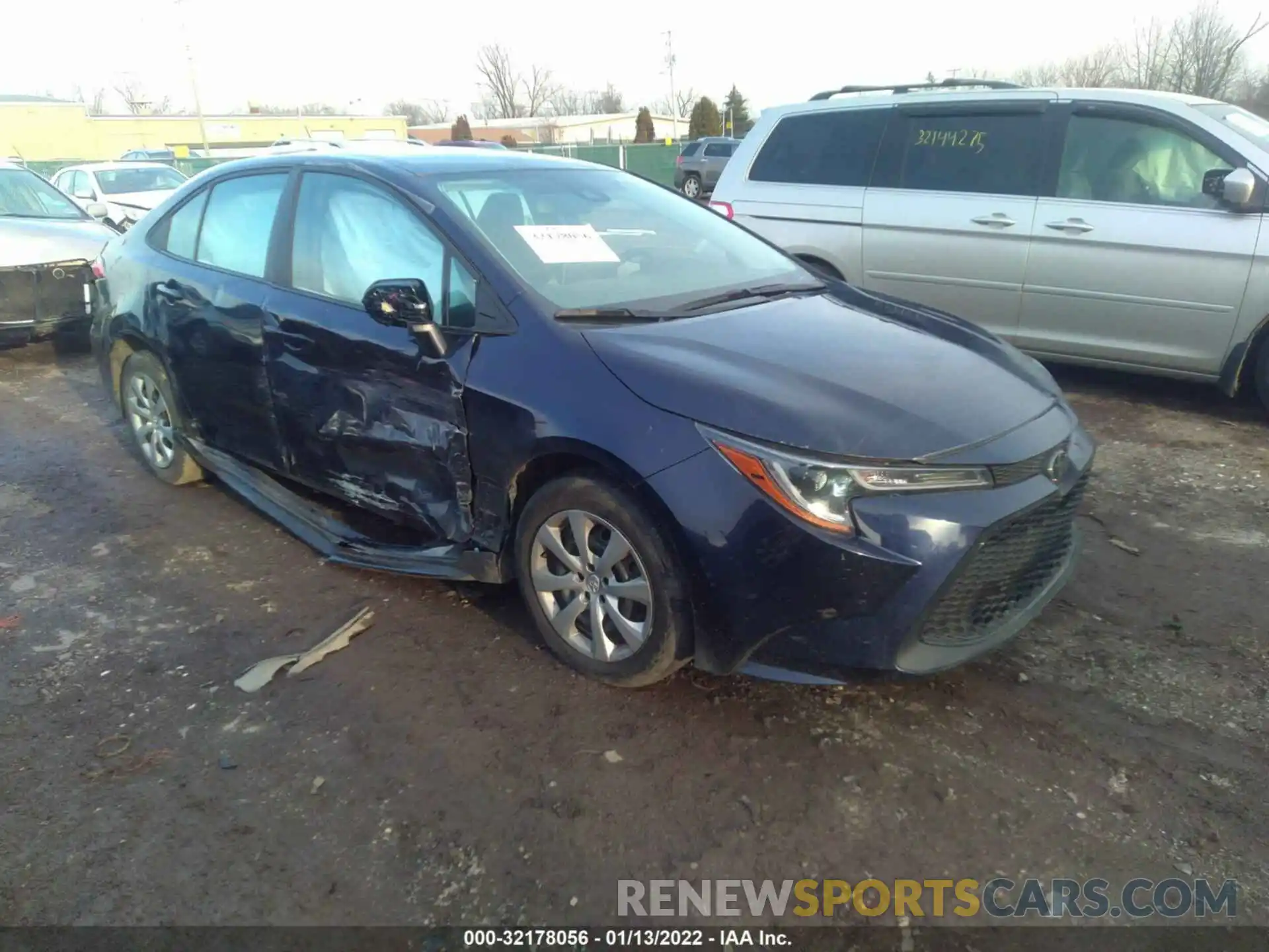 1 Photograph of a damaged car 5YFEPMAE5MP192126 TOYOTA COROLLA 2021