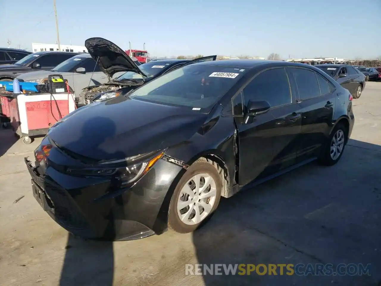 1 Photograph of a damaged car 5YFEPMAE5MP194216 TOYOTA COROLLA 2021