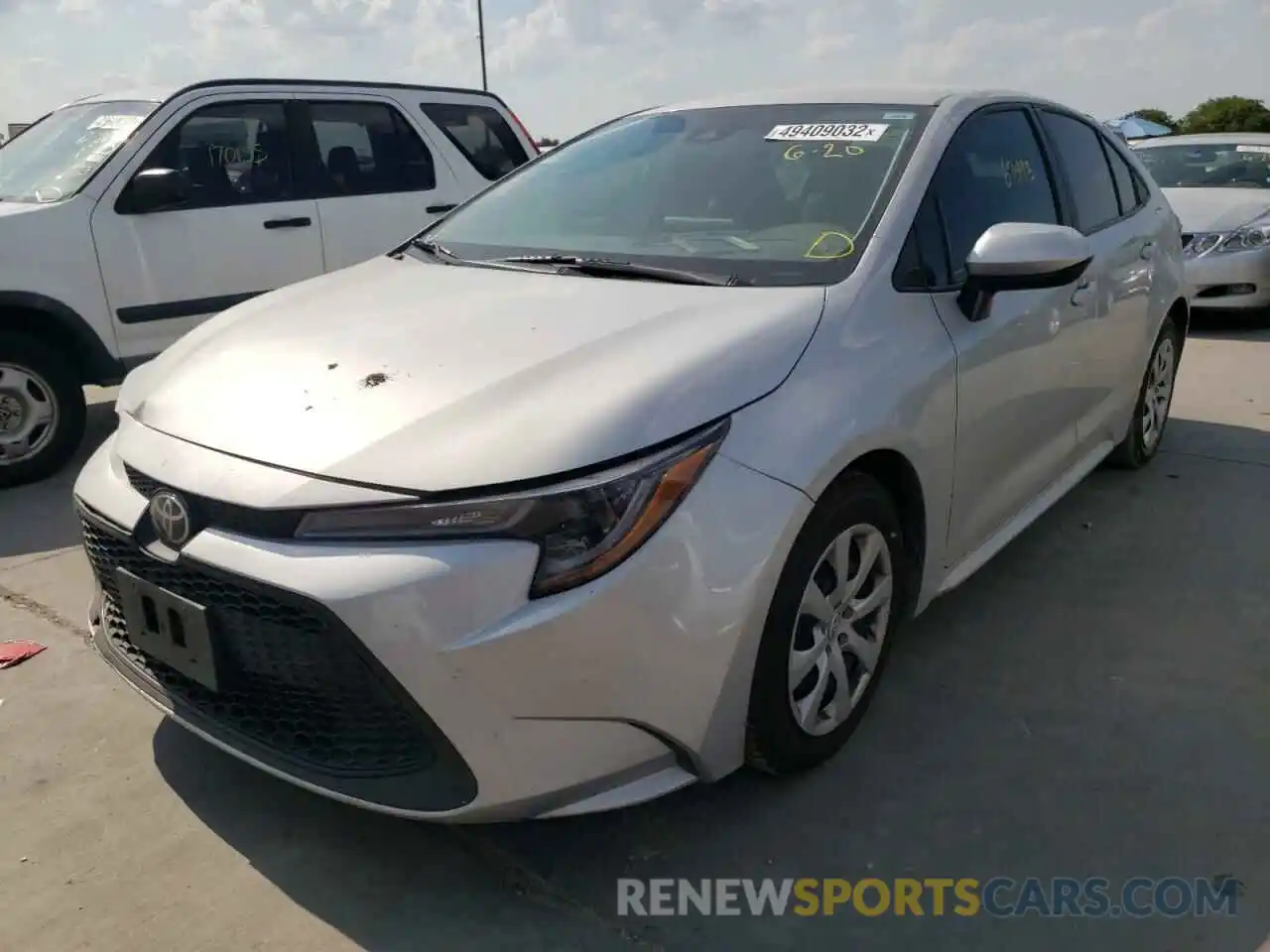 2 Photograph of a damaged car 5YFEPMAE5MP194376 TOYOTA COROLLA 2021