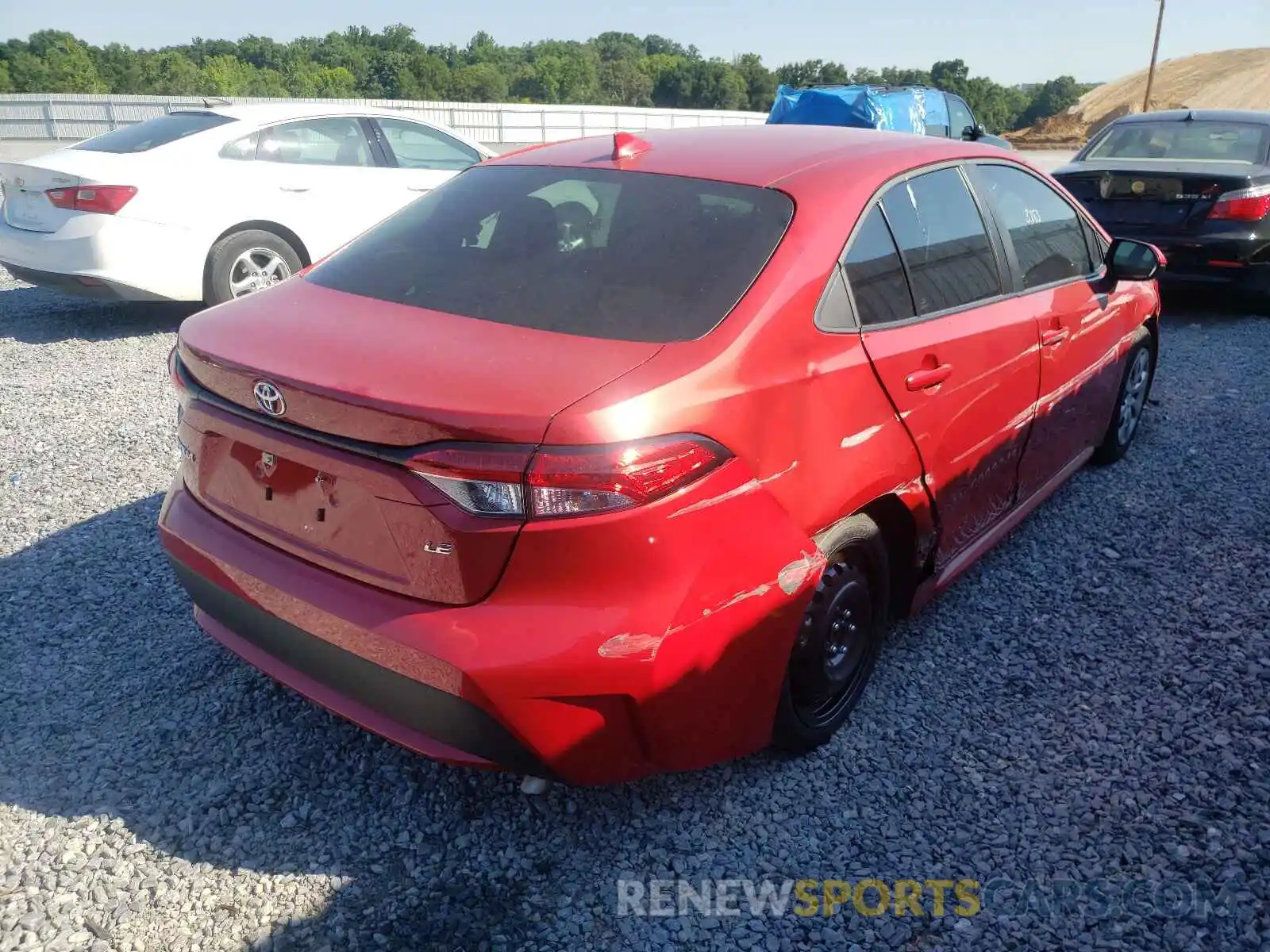 4 Photograph of a damaged car 5YFEPMAE5MP194653 TOYOTA COROLLA 2021