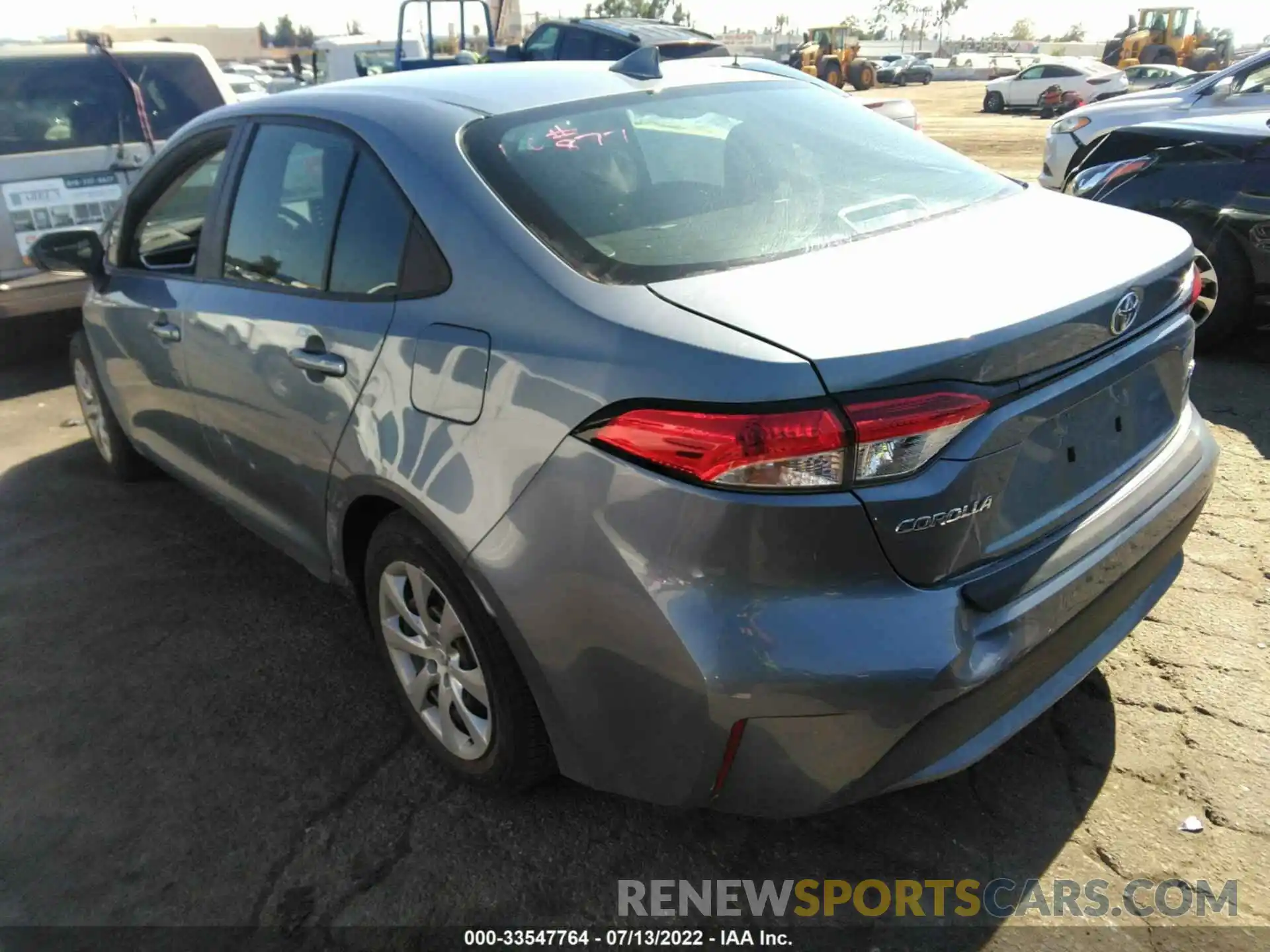 3 Photograph of a damaged car 5YFEPMAE5MP194927 TOYOTA COROLLA 2021