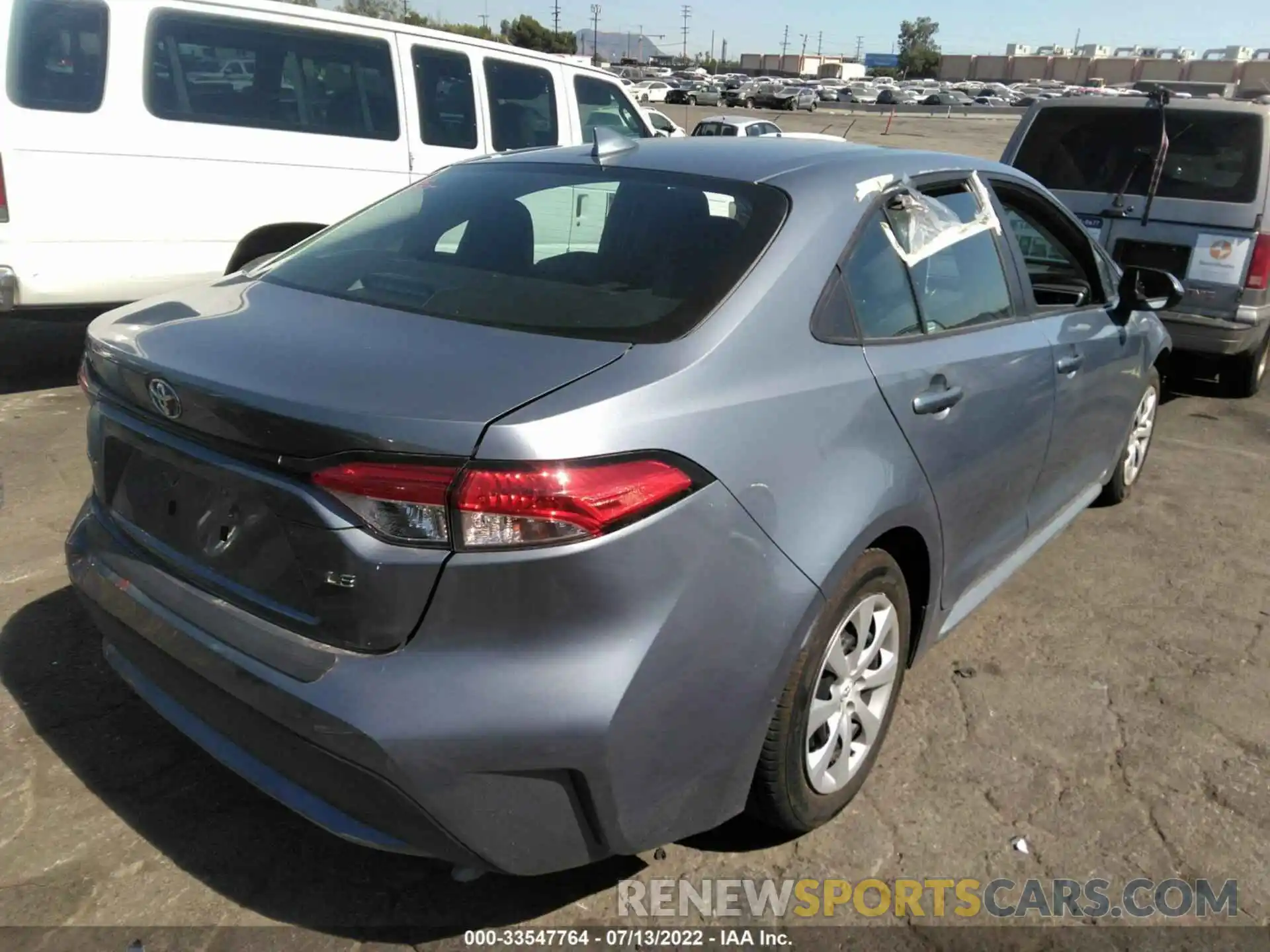 4 Photograph of a damaged car 5YFEPMAE5MP194927 TOYOTA COROLLA 2021