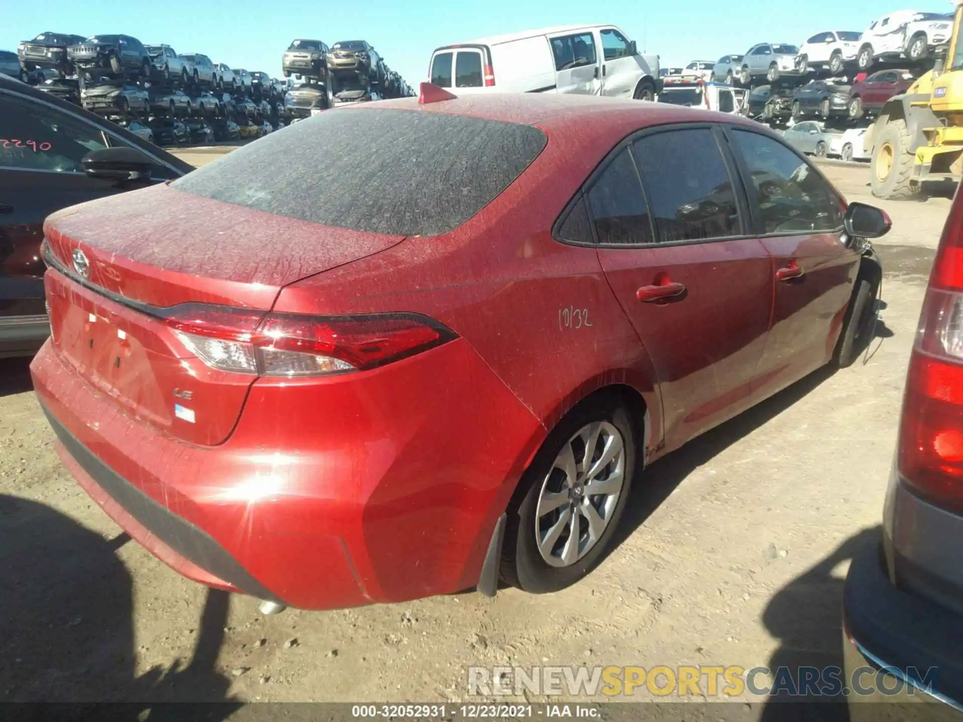 4 Photograph of a damaged car 5YFEPMAE5MP195043 TOYOTA COROLLA 2021