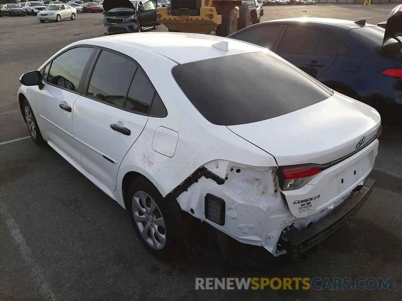 3 Photograph of a damaged car 5YFEPMAE5MP197214 TOYOTA COROLLA 2021