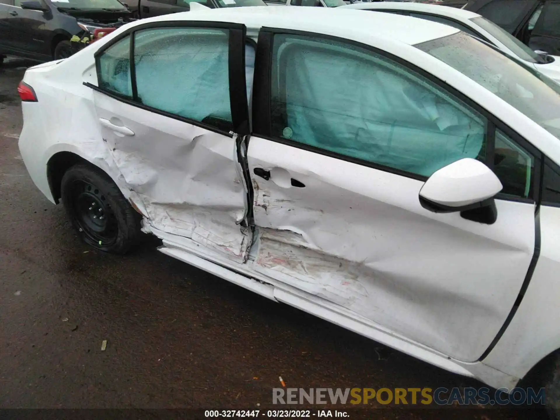 6 Photograph of a damaged car 5YFEPMAE5MP199755 TOYOTA COROLLA 2021