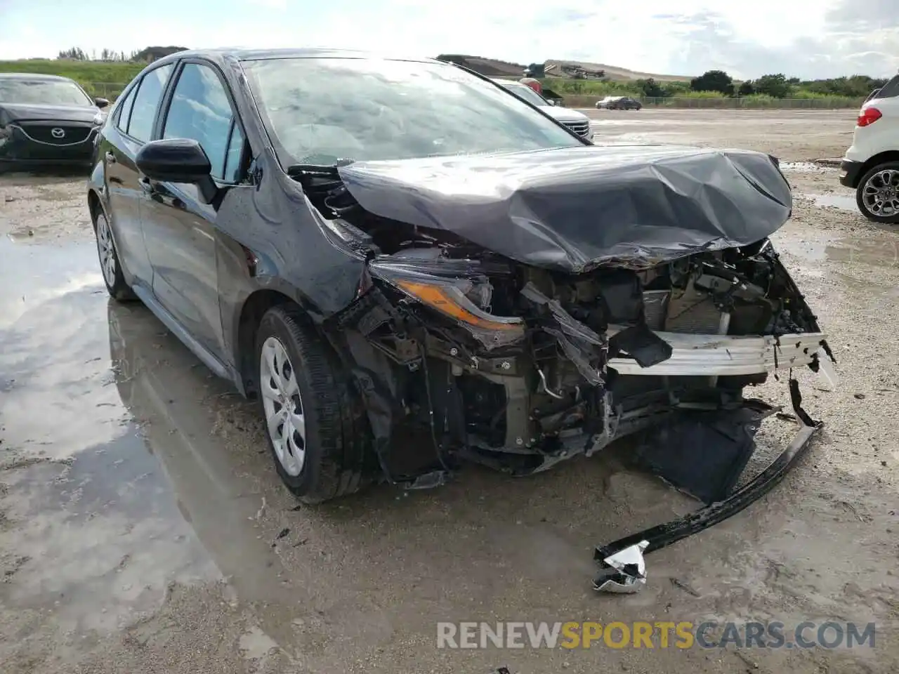 1 Photograph of a damaged car 5YFEPMAE5MP200693 TOYOTA COROLLA 2021