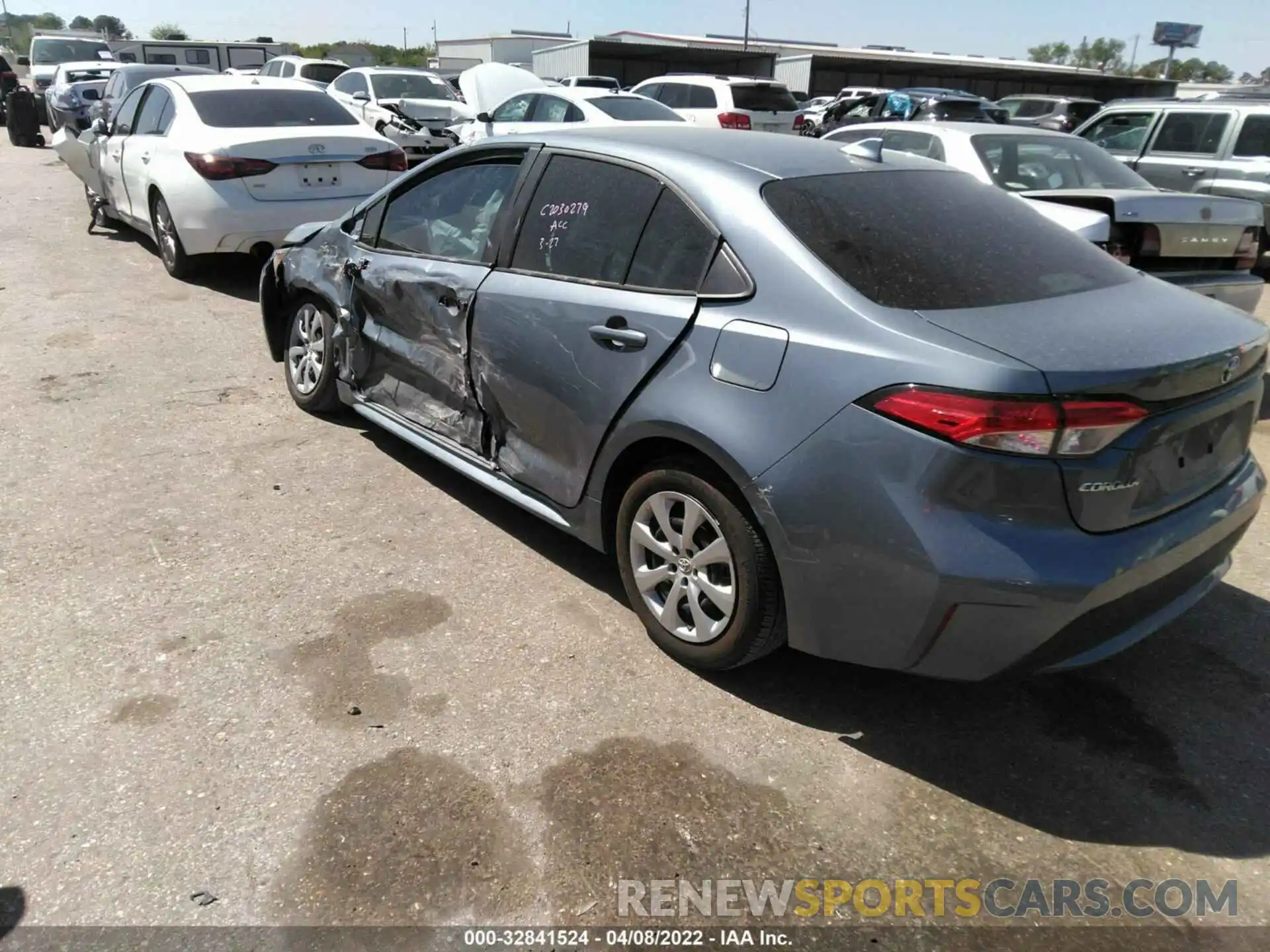 3 Photograph of a damaged car 5YFEPMAE5MP202136 TOYOTA COROLLA 2021