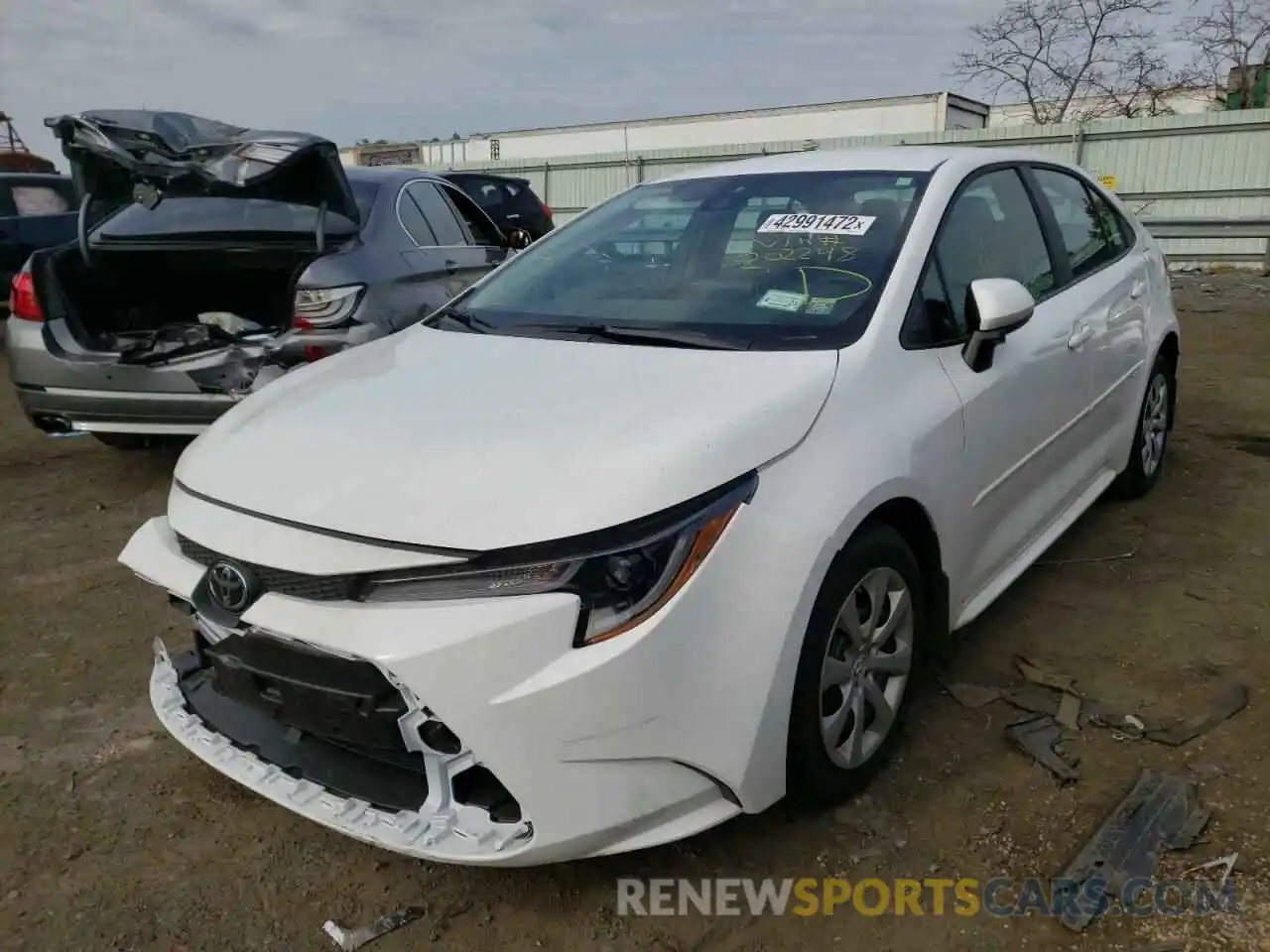 2 Photograph of a damaged car 5YFEPMAE5MP202248 TOYOTA COROLLA 2021