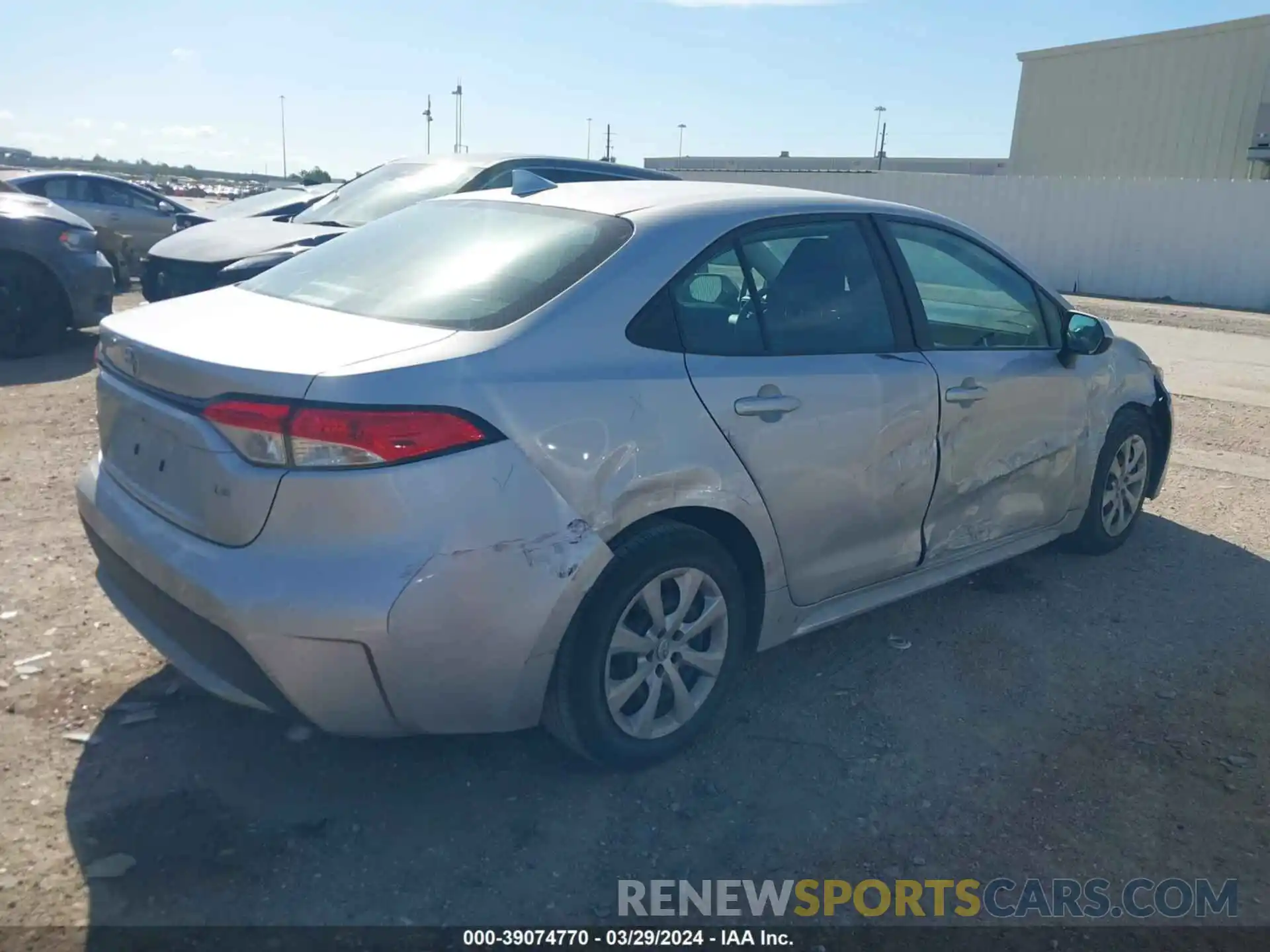 4 Photograph of a damaged car 5YFEPMAE5MP202699 TOYOTA COROLLA 2021