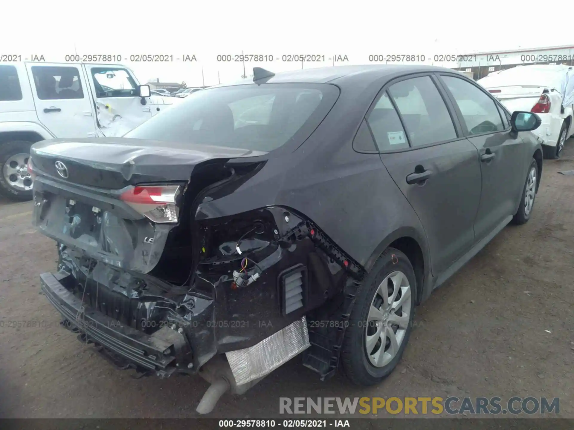 4 Photograph of a damaged car 5YFEPMAE5MP203237 TOYOTA COROLLA 2021