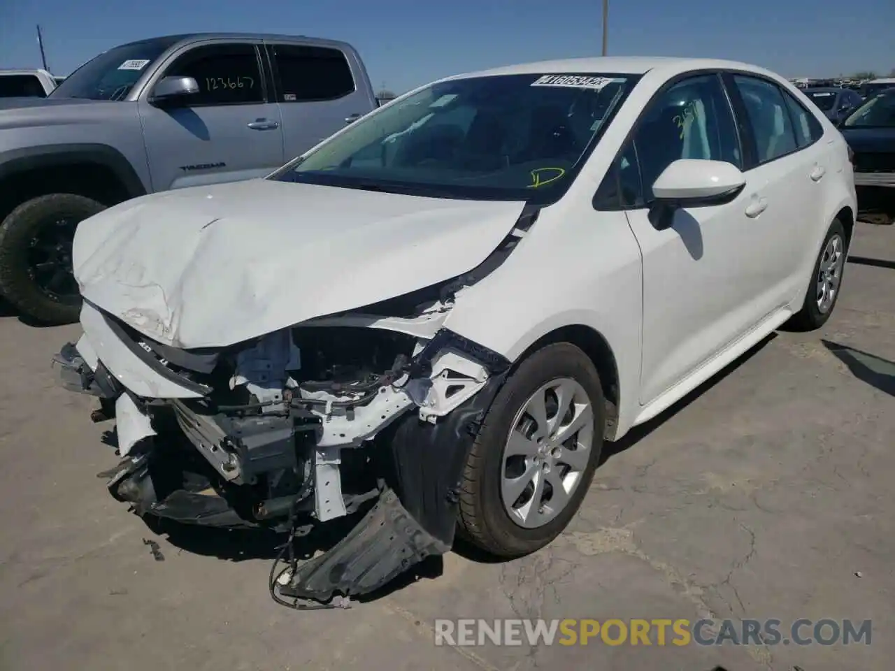 2 Photograph of a damaged car 5YFEPMAE5MP206056 TOYOTA COROLLA 2021