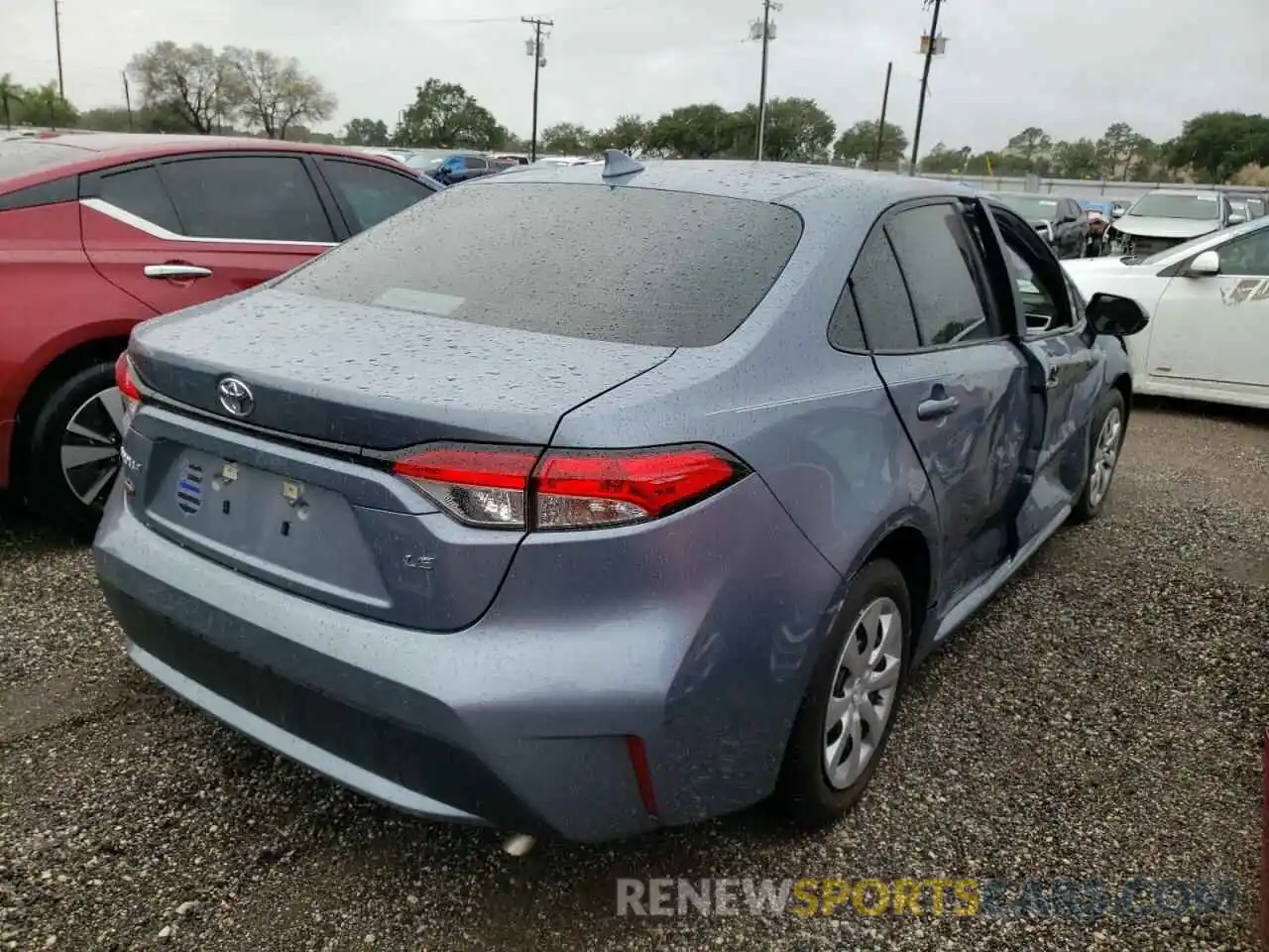 4 Photograph of a damaged car 5YFEPMAE5MP208681 TOYOTA COROLLA 2021