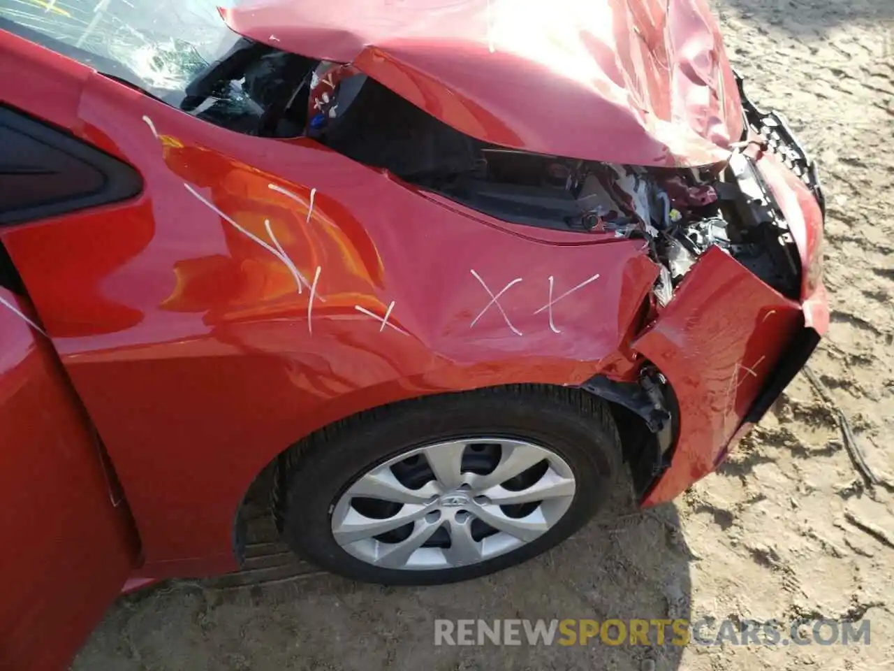 9 Photograph of a damaged car 5YFEPMAE5MP208910 TOYOTA COROLLA 2021