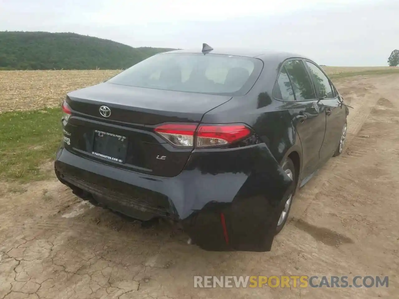 4 Photograph of a damaged car 5YFEPMAE5MP210169 TOYOTA COROLLA 2021