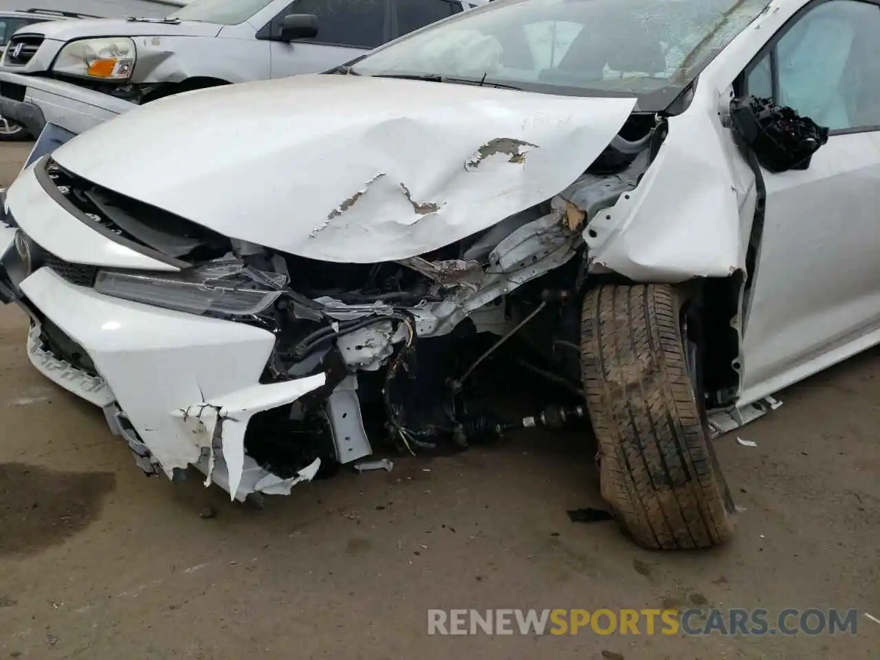 9 Photograph of a damaged car 5YFEPMAE5MP210706 TOYOTA COROLLA 2021