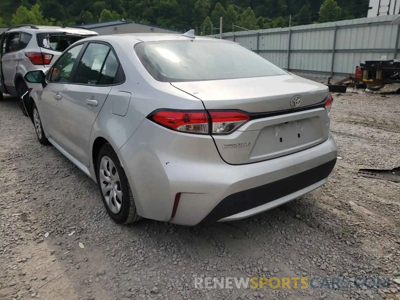 3 Photograph of a damaged car 5YFEPMAE5MP211998 TOYOTA COROLLA 2021